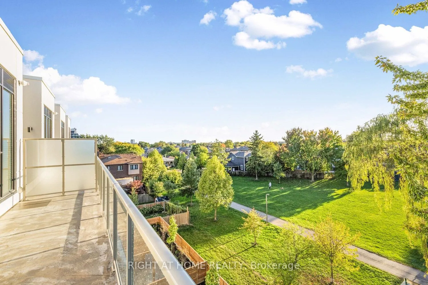 722 Marlee Avenue, #406