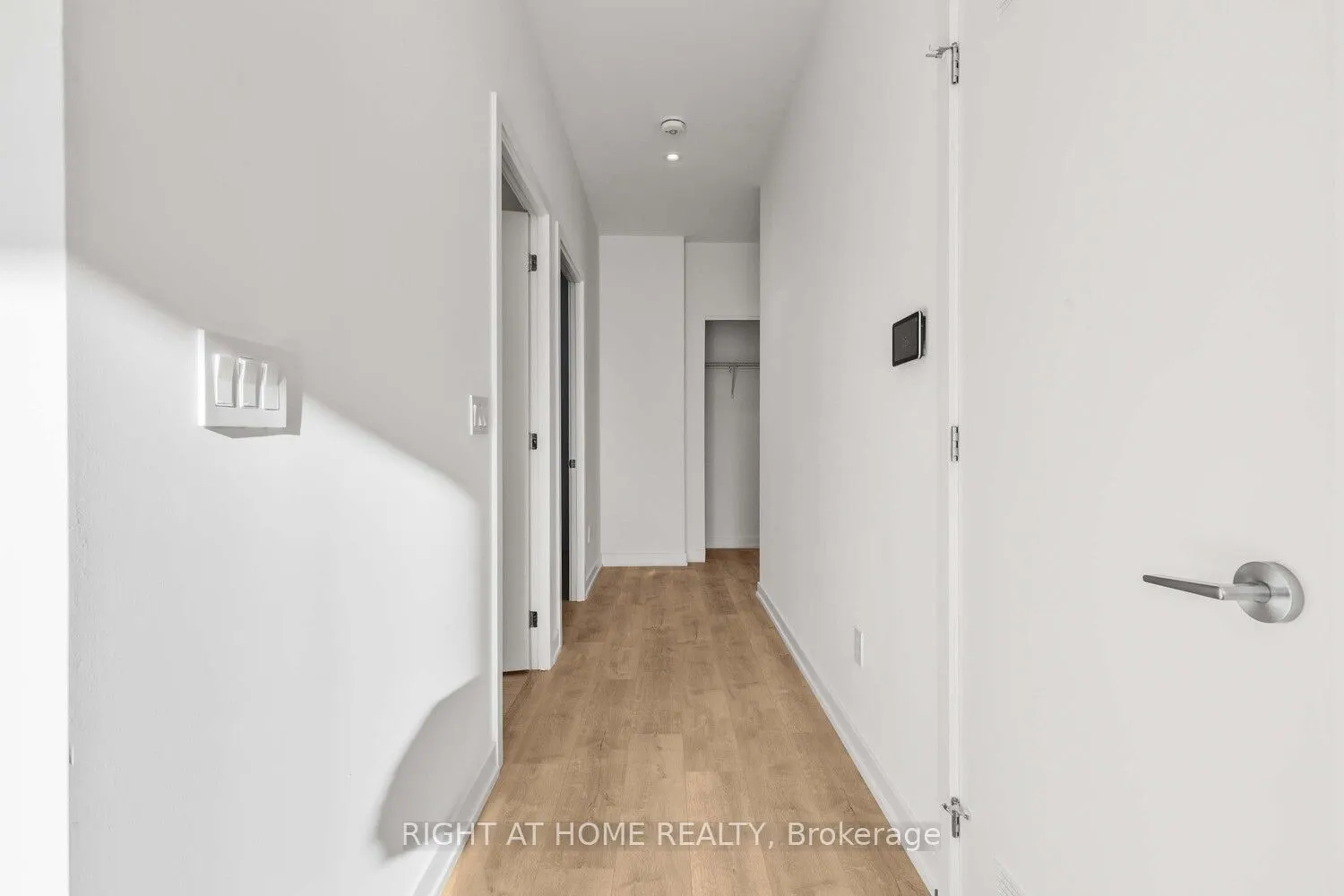 722 Marlee Avenue, #406