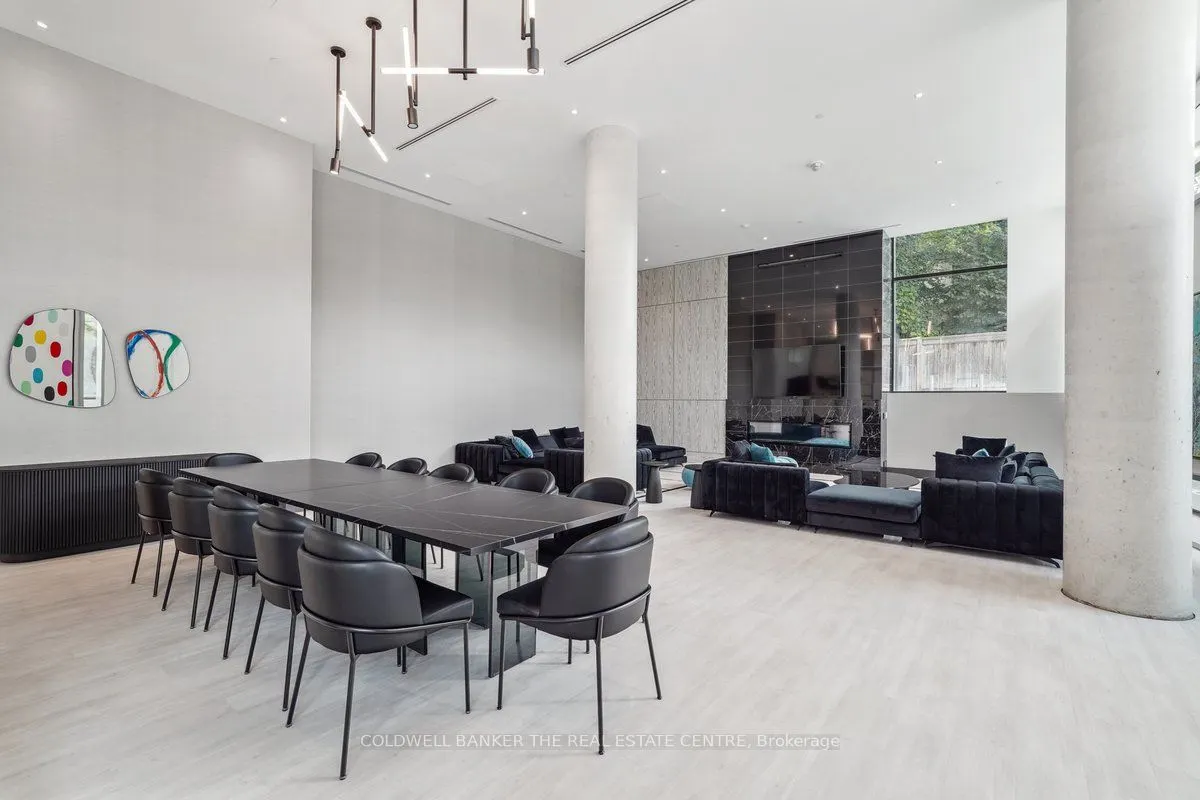 160 Kingsway Crescent, #307