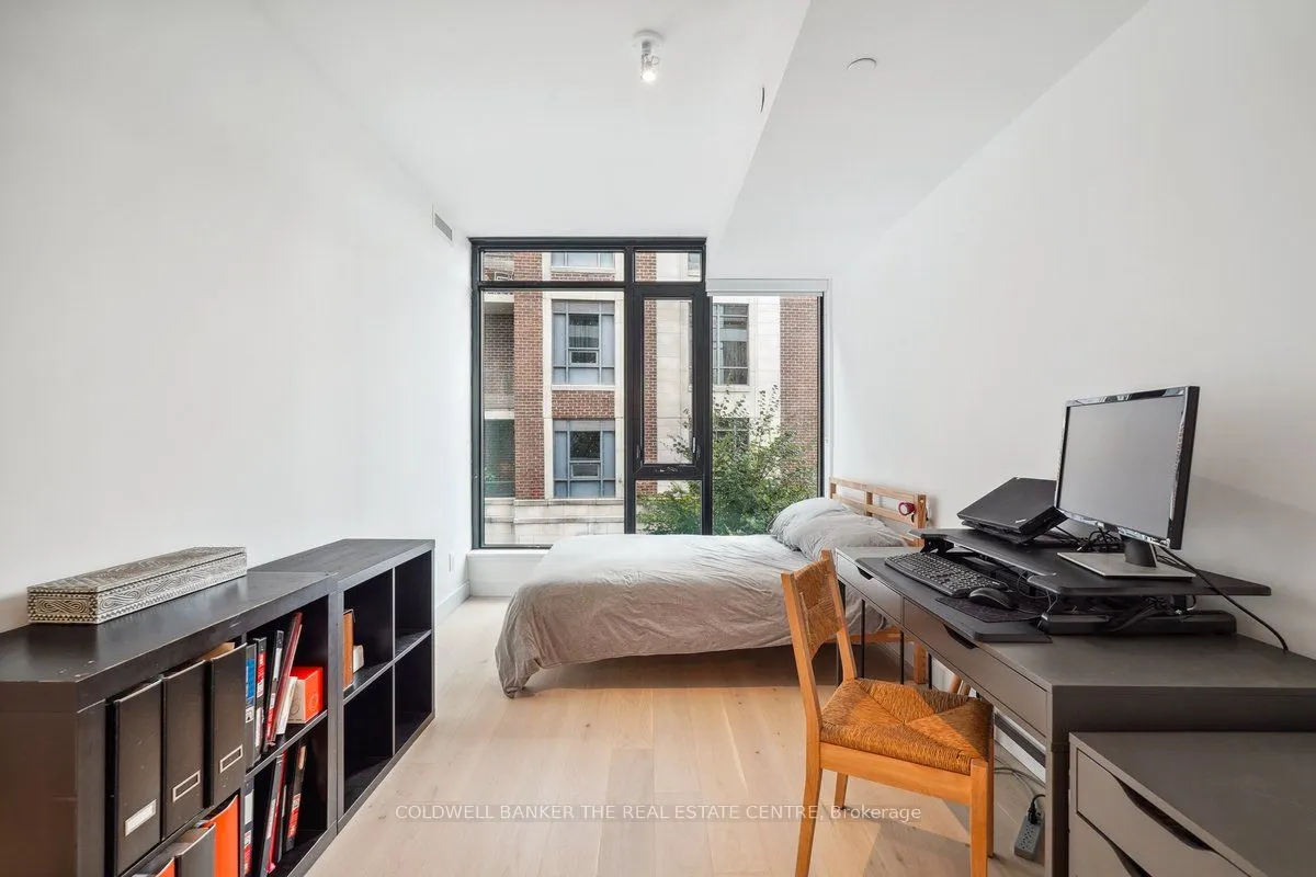 160 Kingsway Crescent, #307