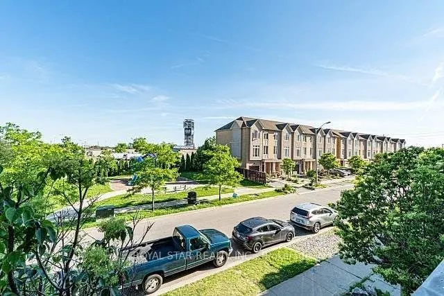 22 Market Garden Mews