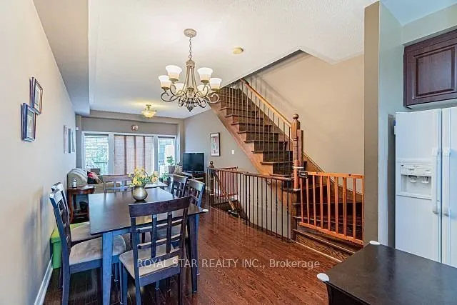 22 Market Garden Mews