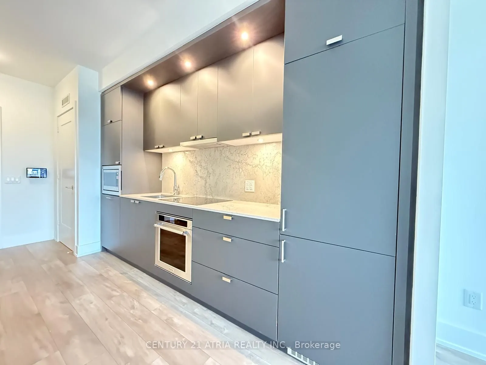 259 The Kingsway, #411