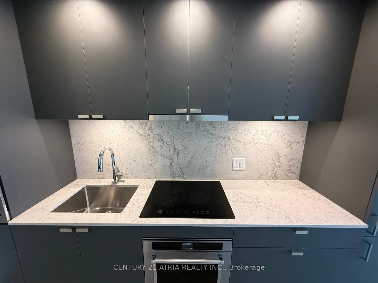 259 The Kingsway, #411