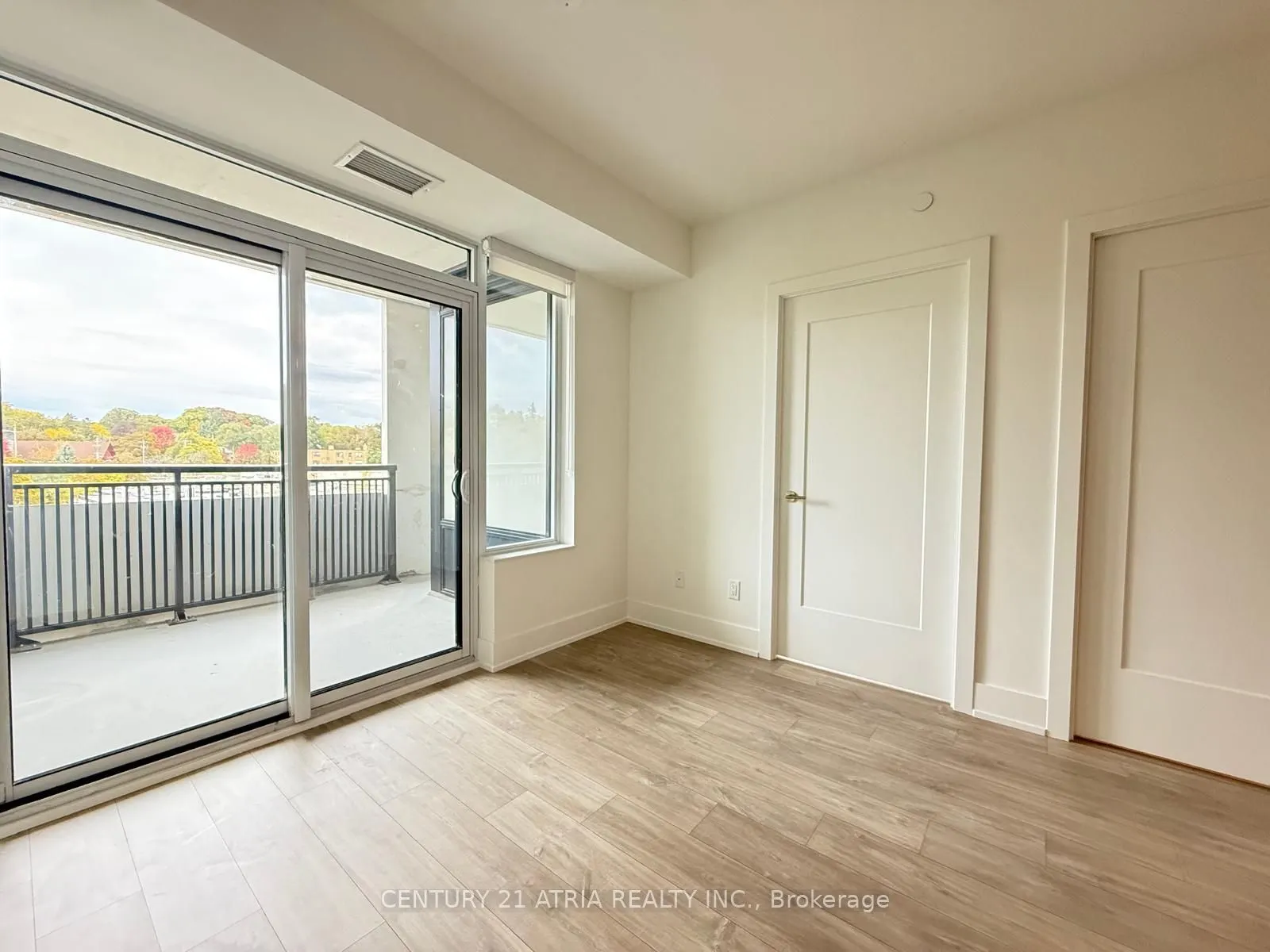 259 The Kingsway, #411