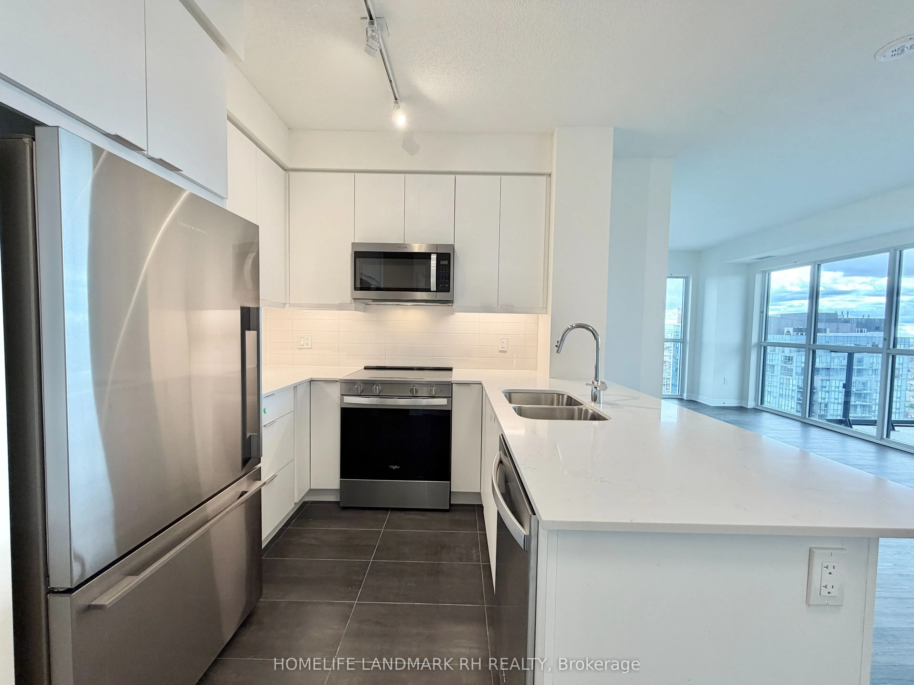 15 Watergarden Drive, #2604