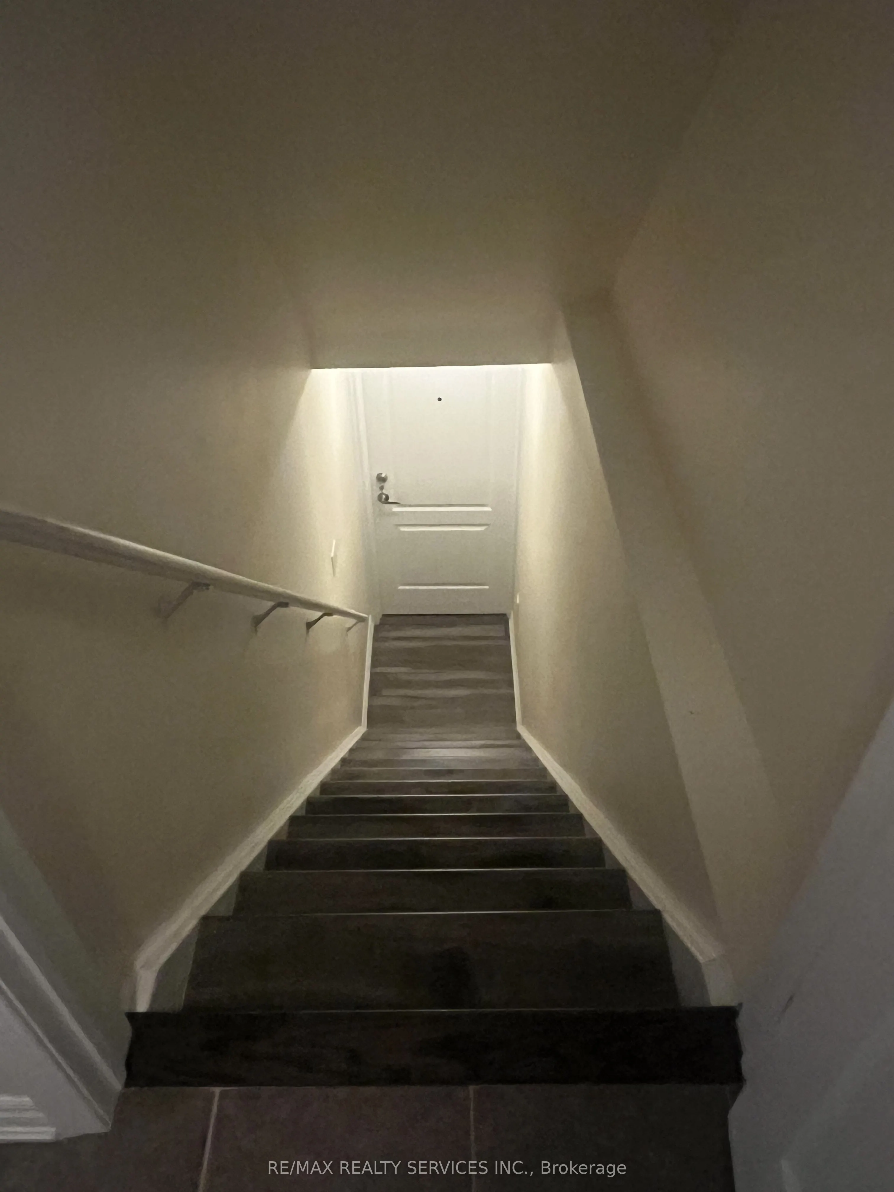 31 Leadenhall Road, #Lower