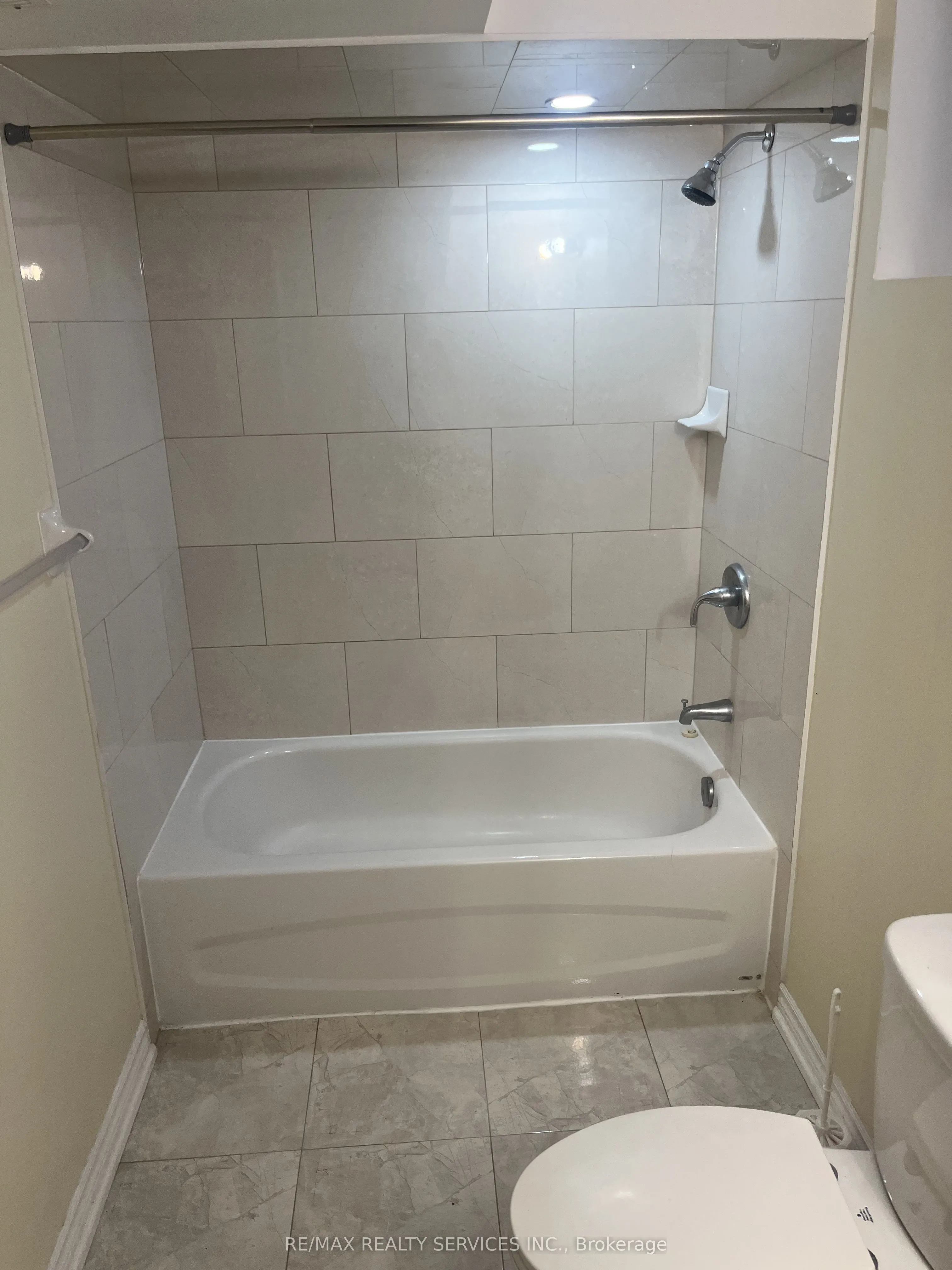 31 Leadenhall Road, #Lower