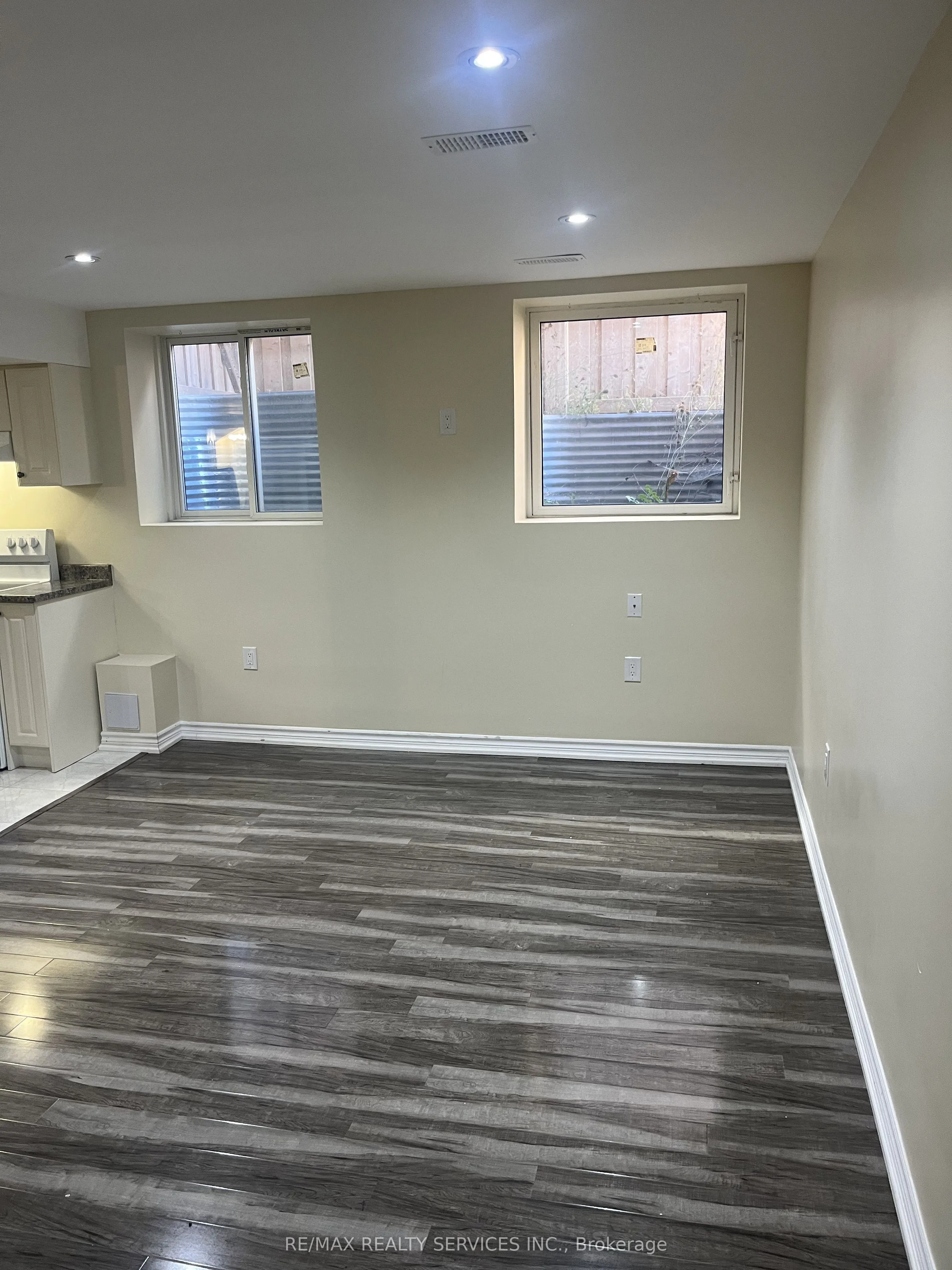 31 Leadenhall Road, #Lower