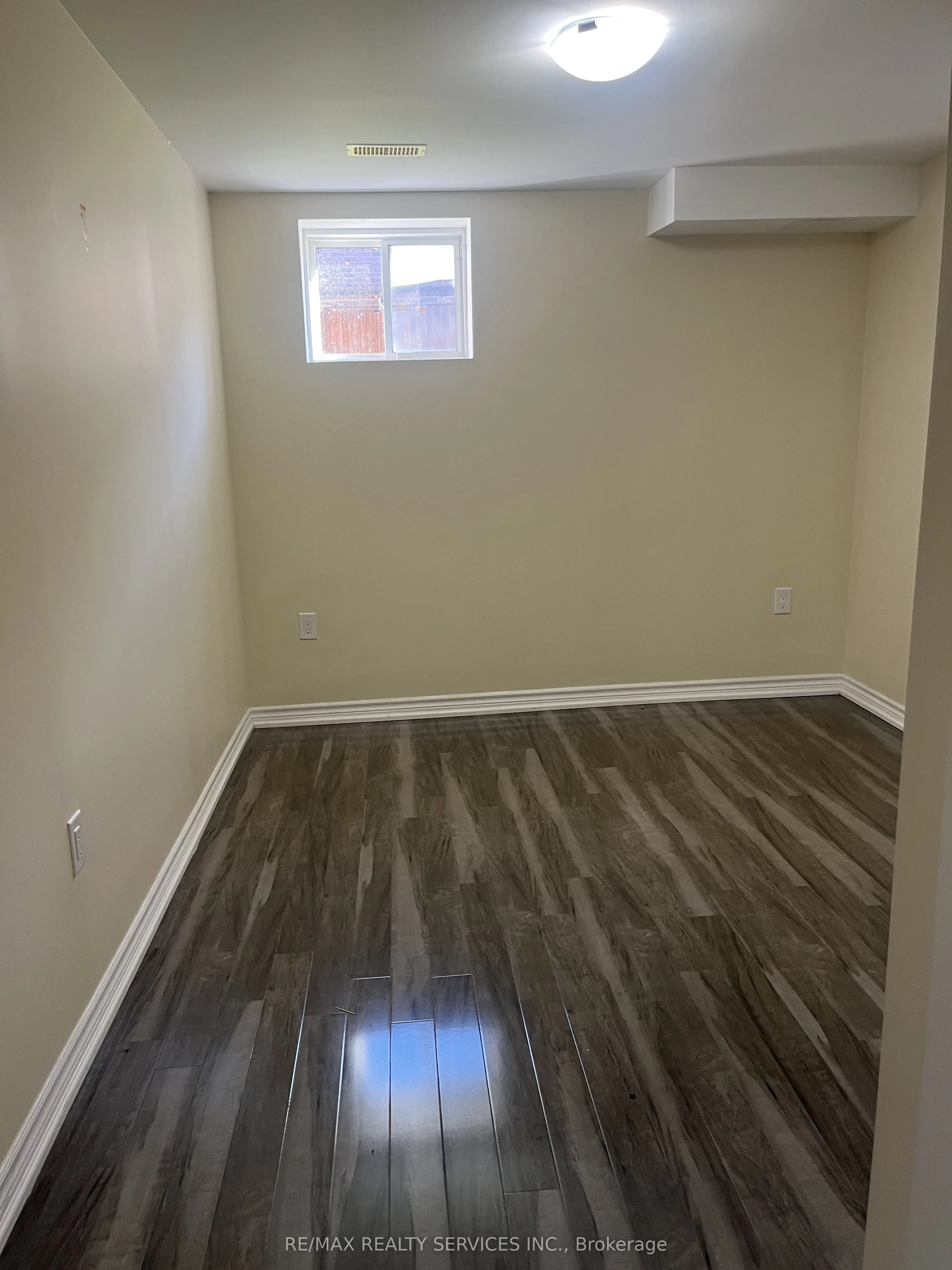 31 Leadenhall Road, #Lower