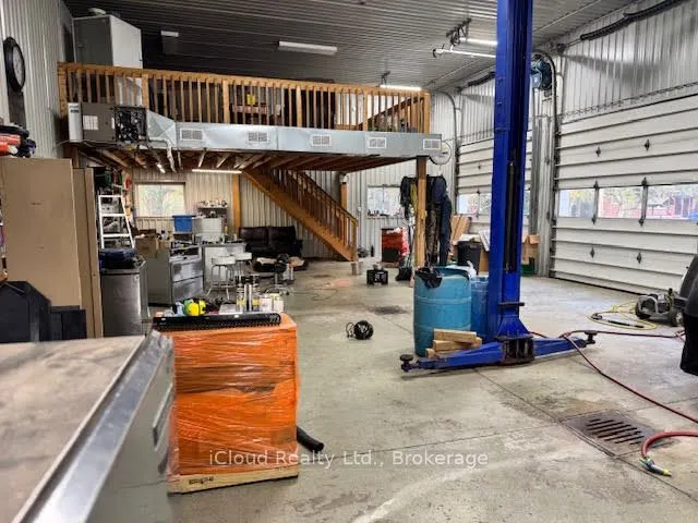 3736 Old School Road