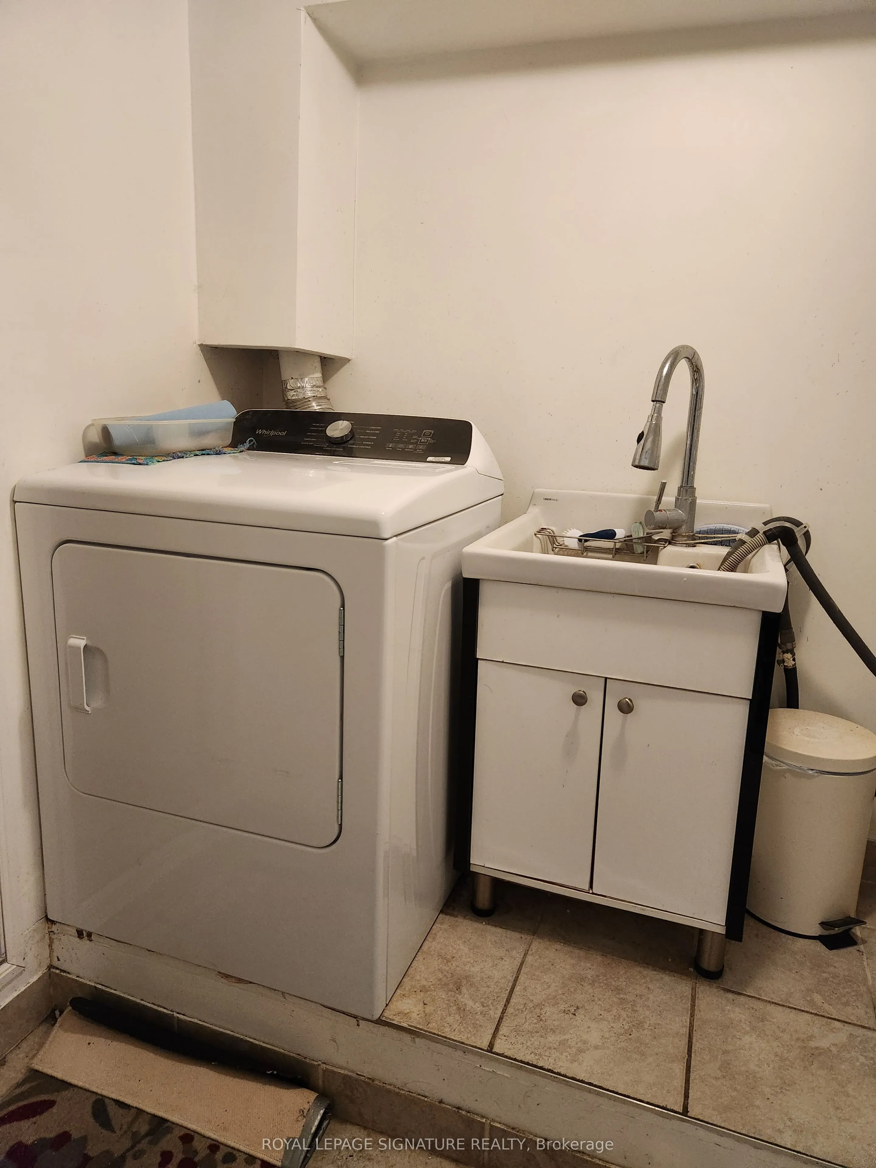 4253 Trellis Crescent, #Upper