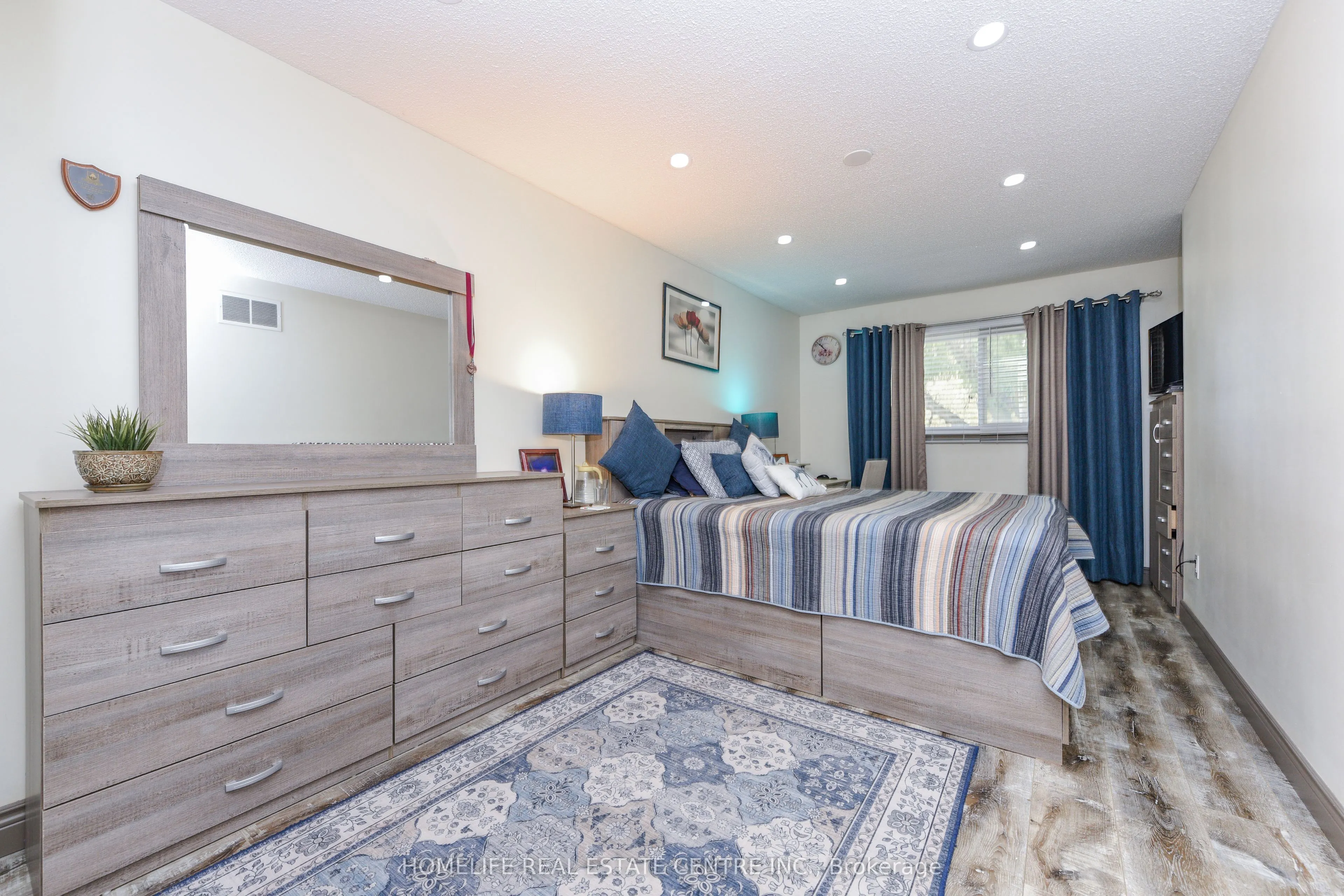 20 Oleander Crescent