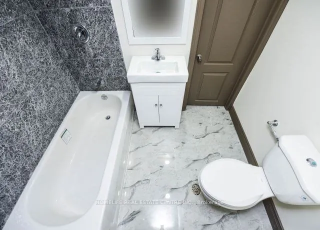 20 Oleander Crescent