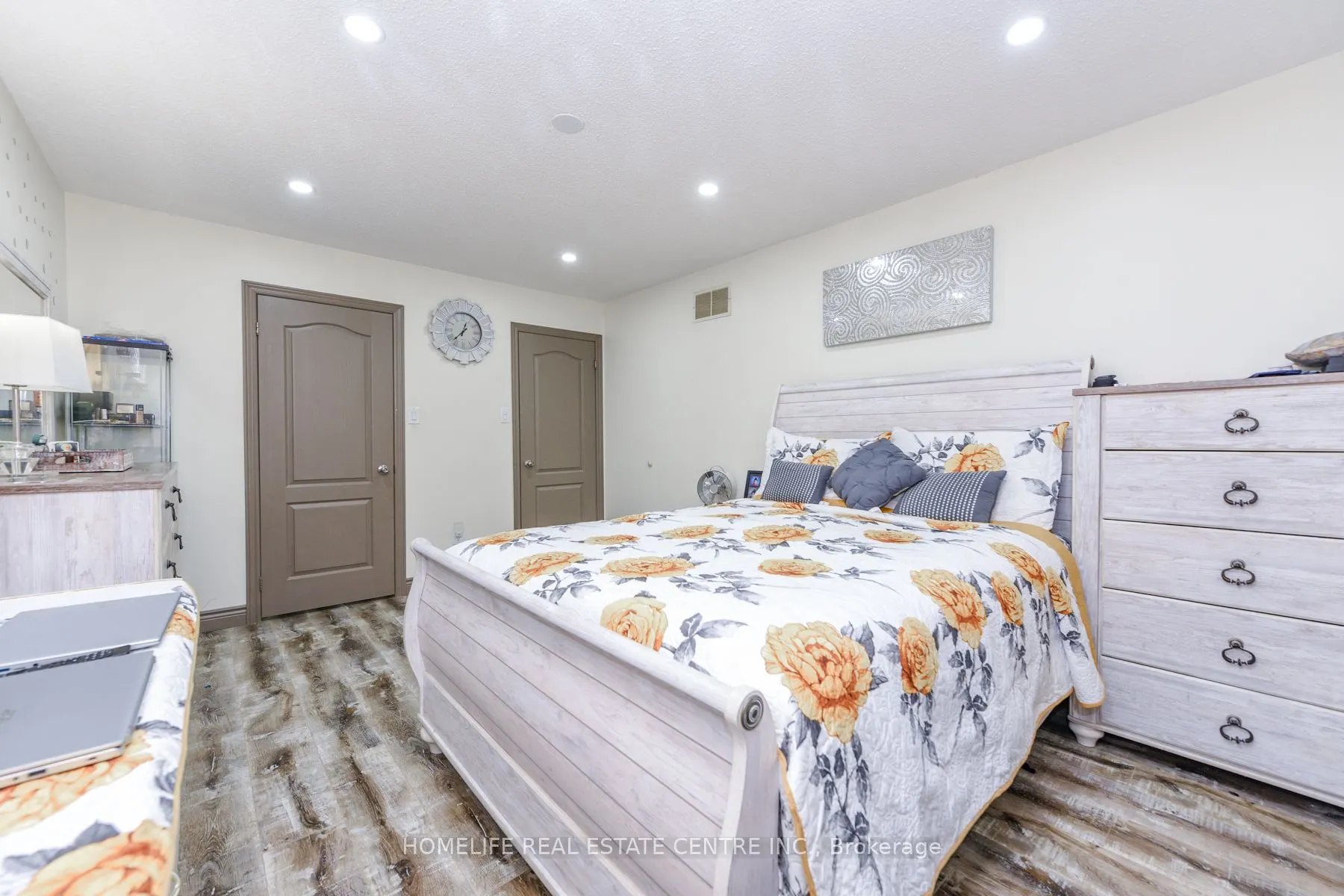 20 Oleander Crescent