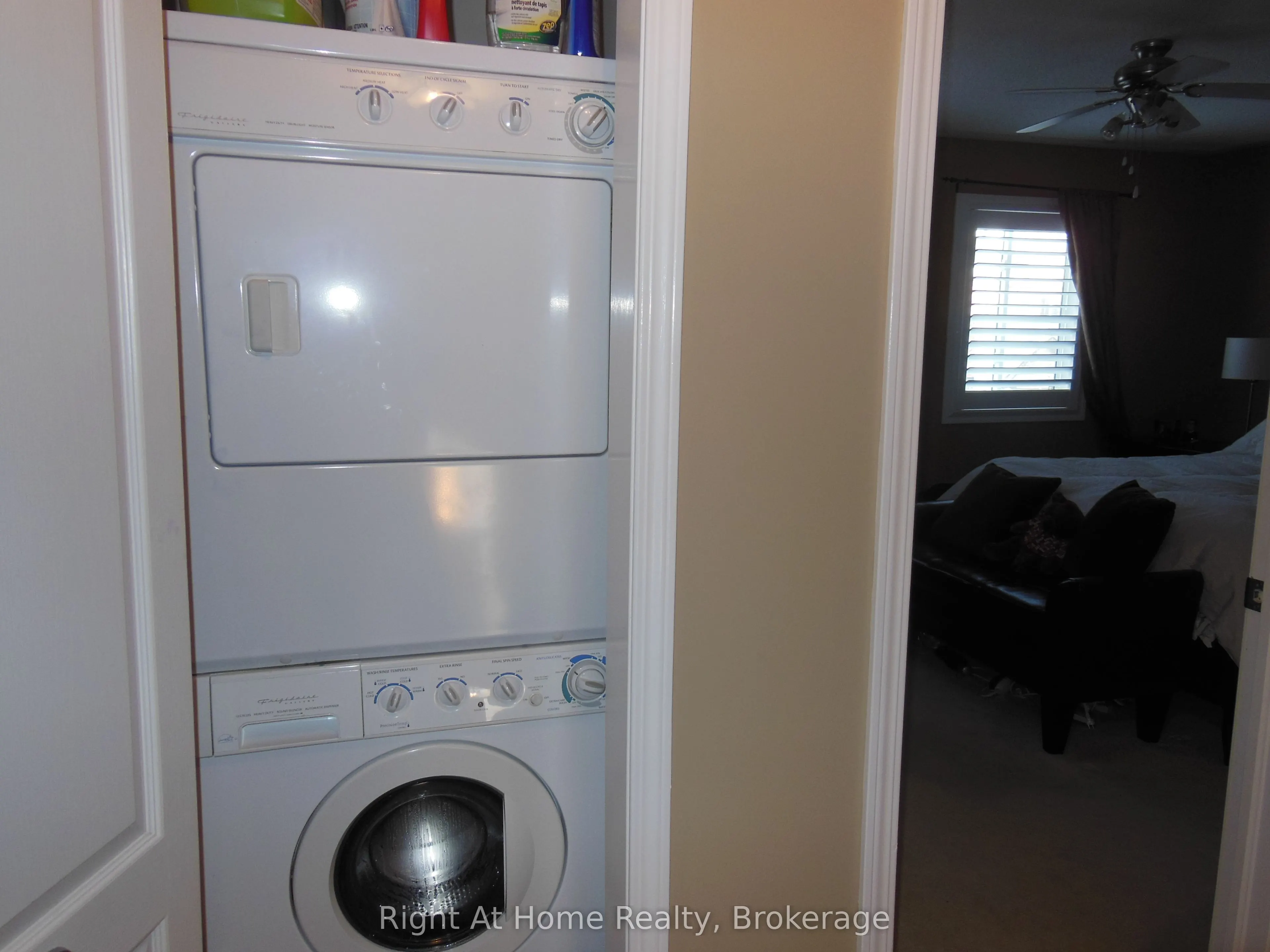 411 CEDAR HEDGE Road