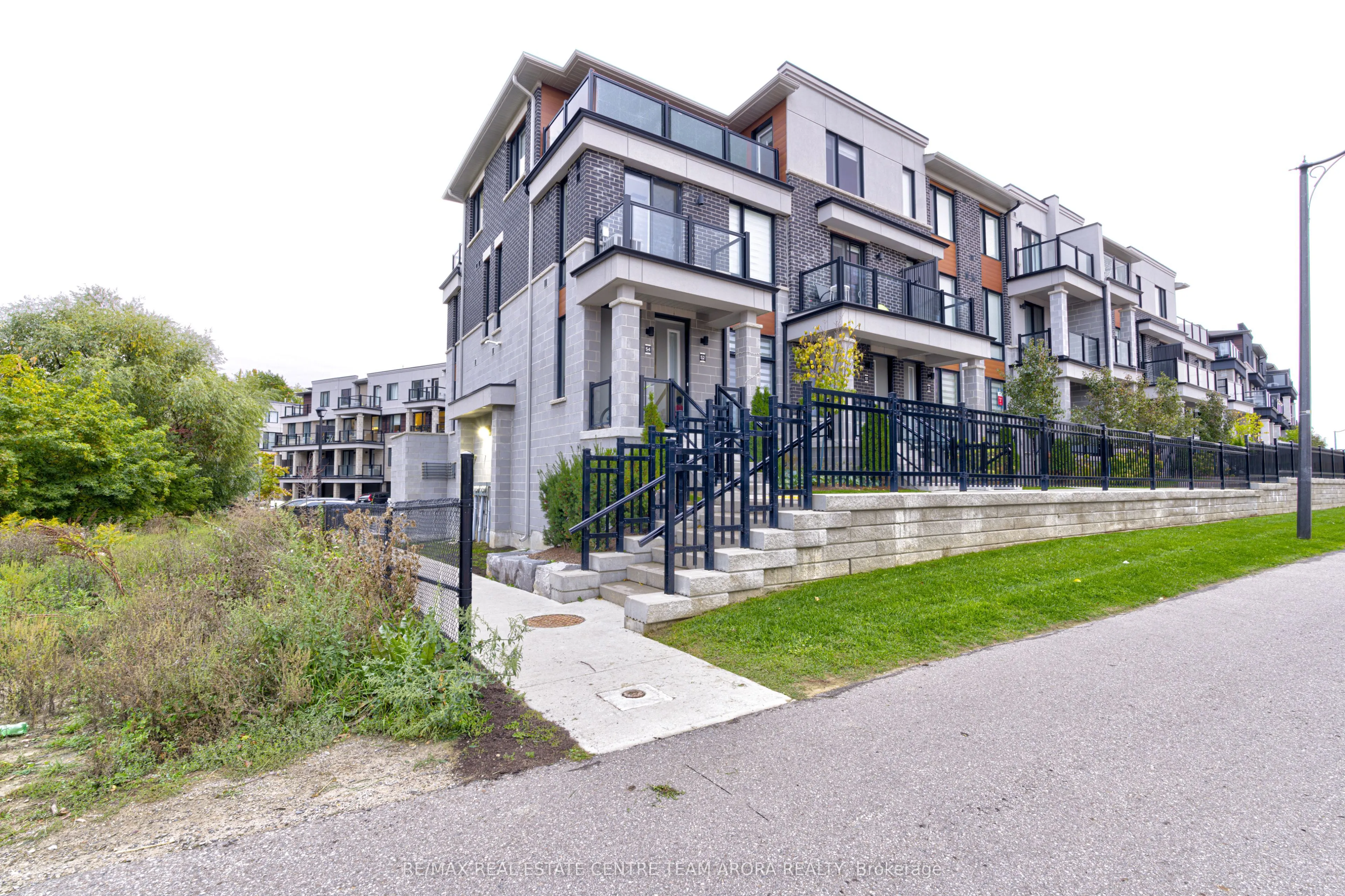 70 Knotsberry Circle, #54