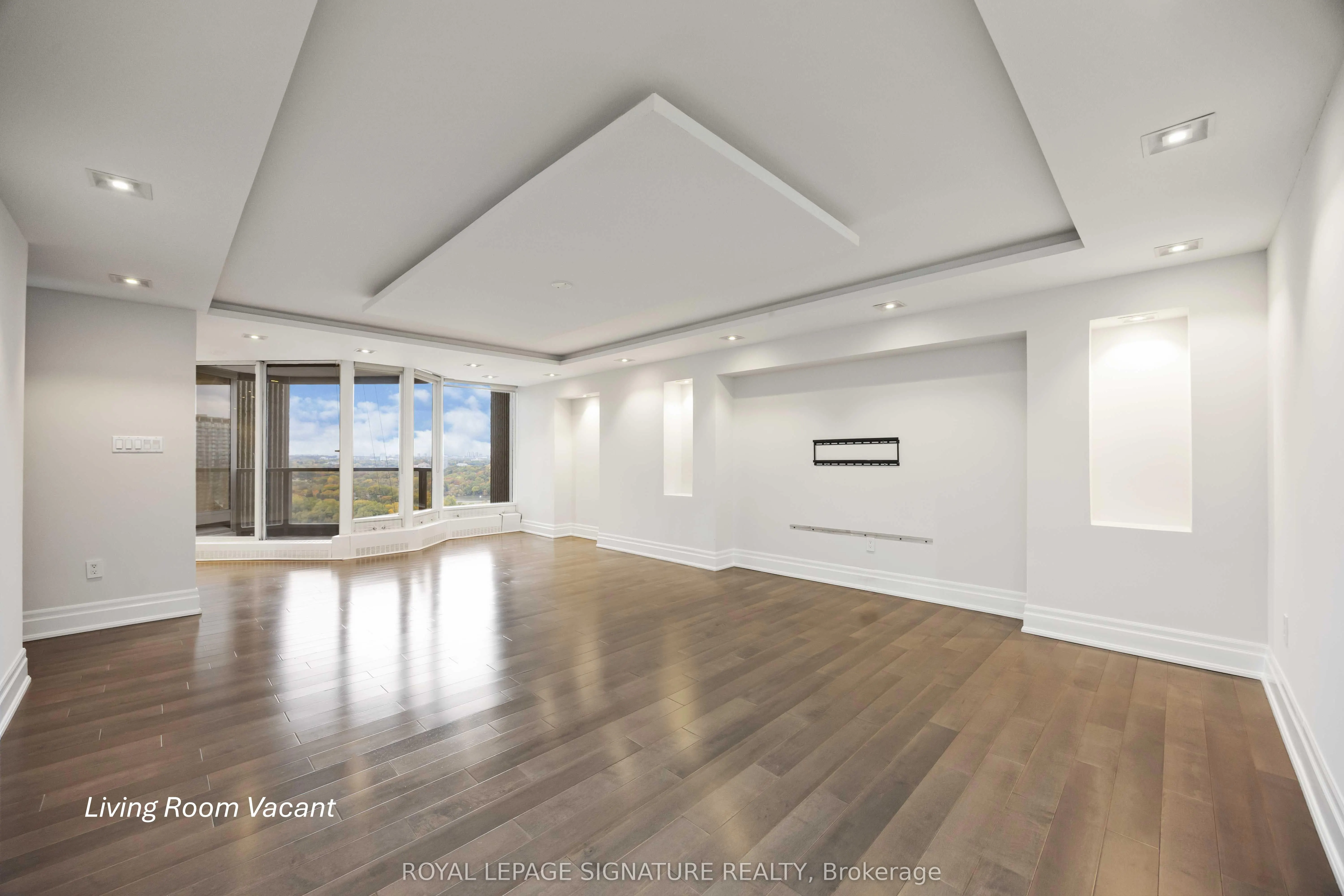 2045 Lakeshore Boulevard W, #2904