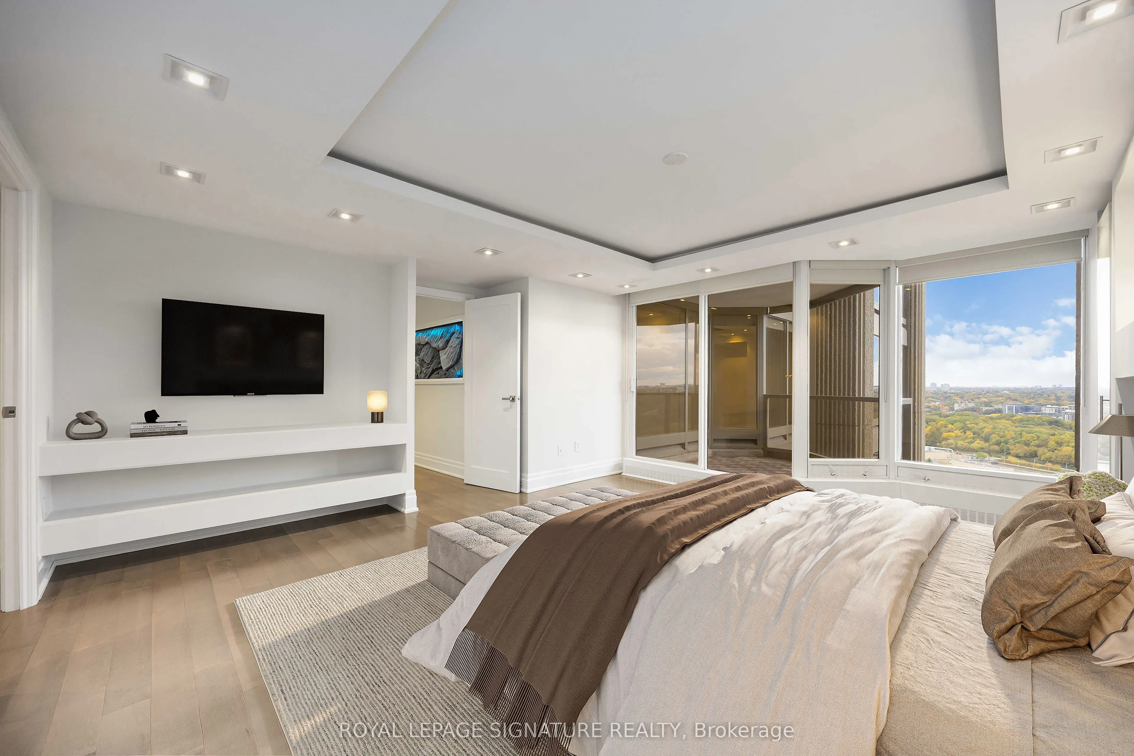 2045 Lakeshore Boulevard W, #2904