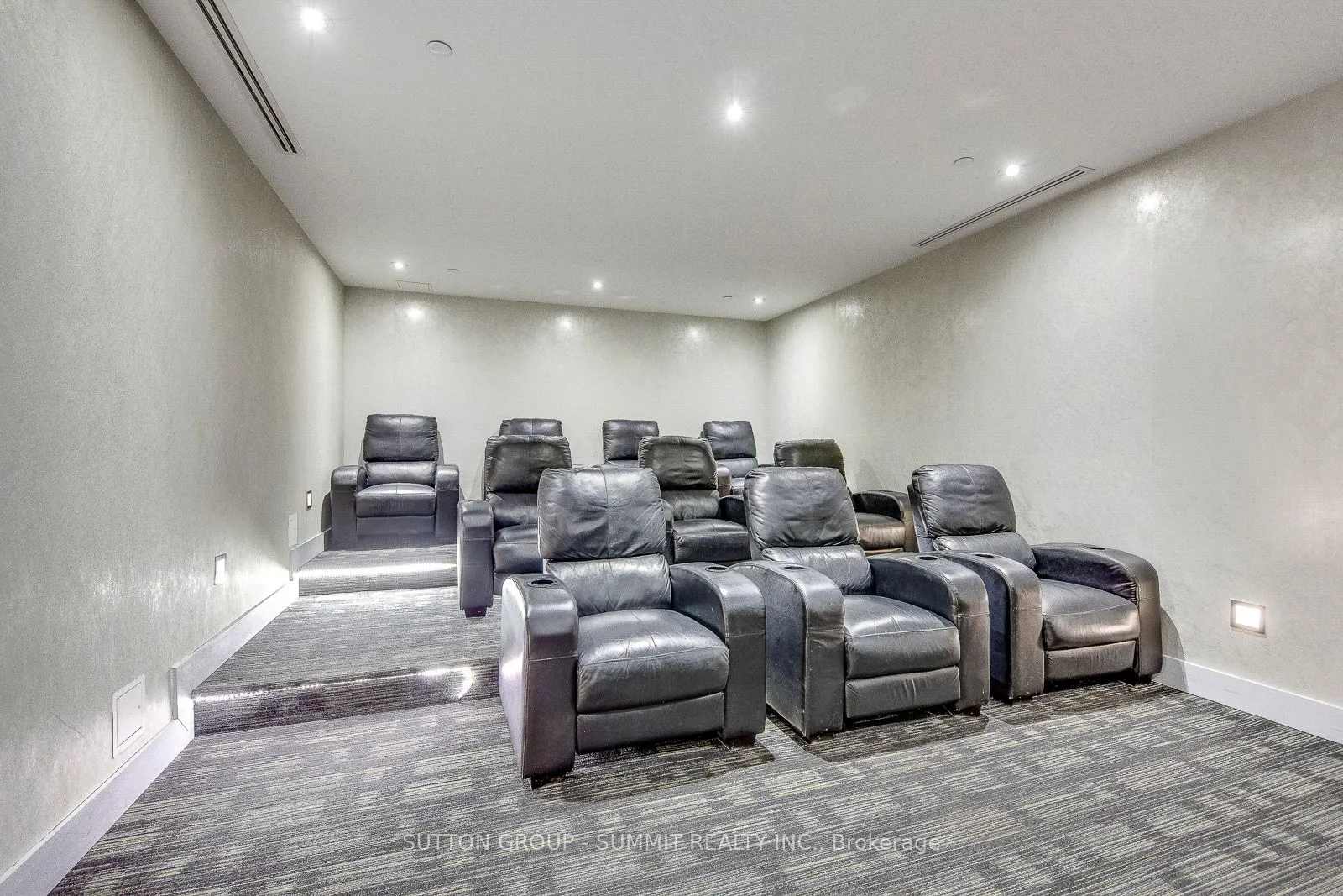 55 EGLINTON Avenue, #1305