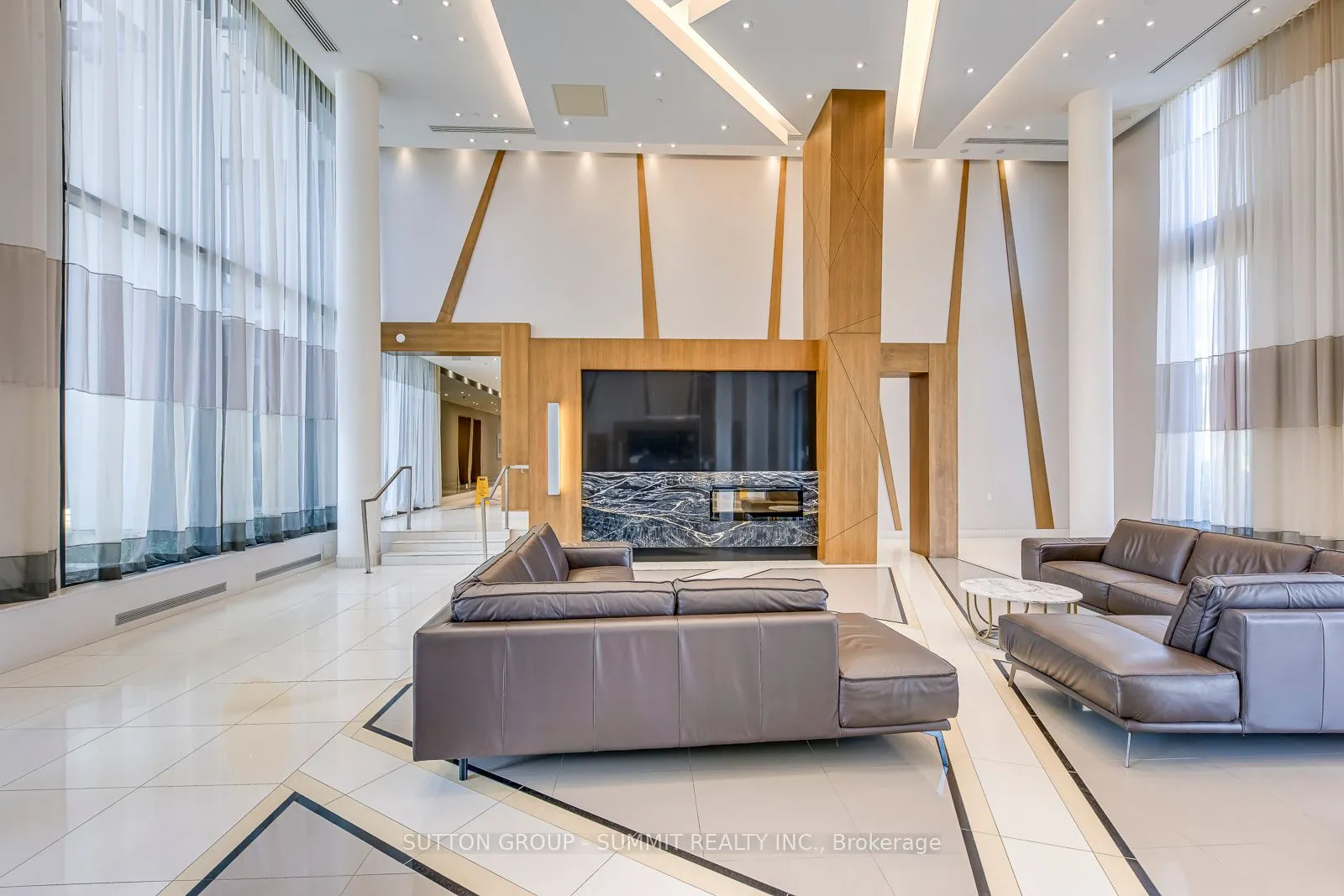 55 EGLINTON Avenue, #1305