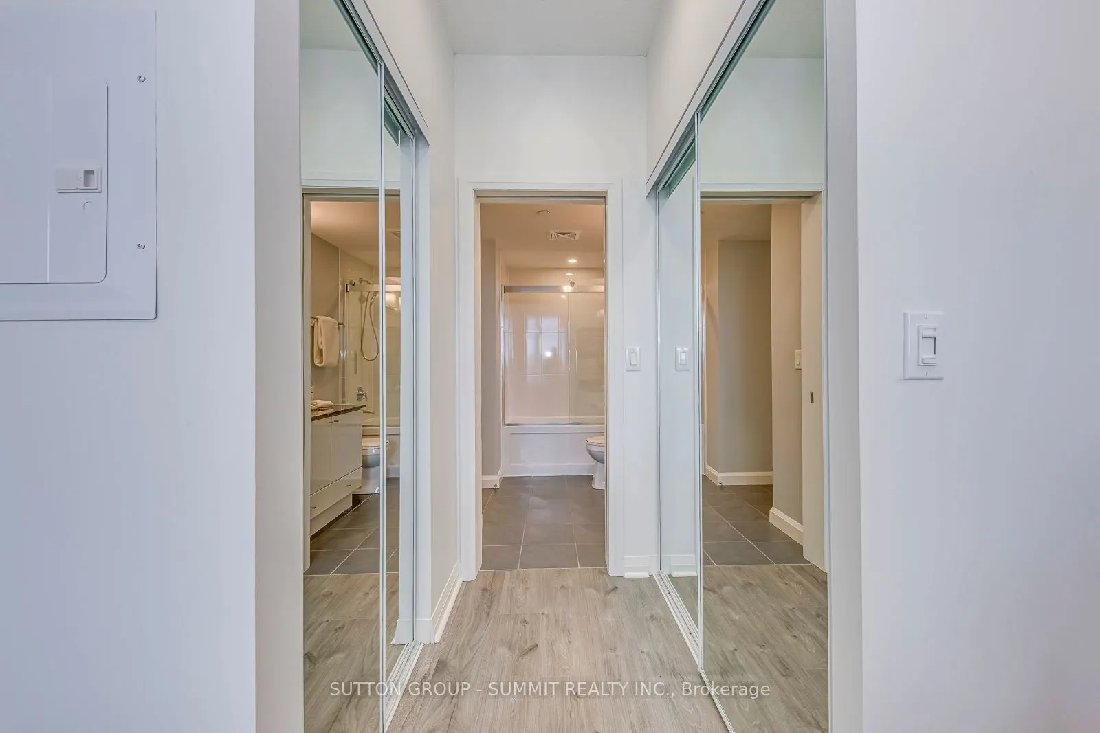 55 EGLINTON Avenue, #1305