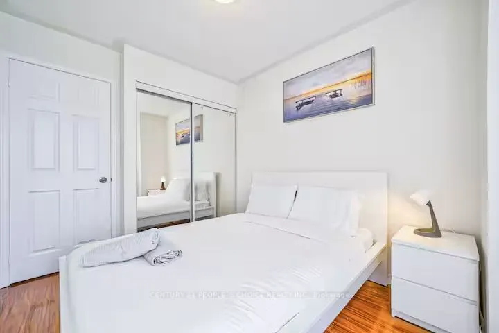 3050 Erin Centre Boulevard, #101