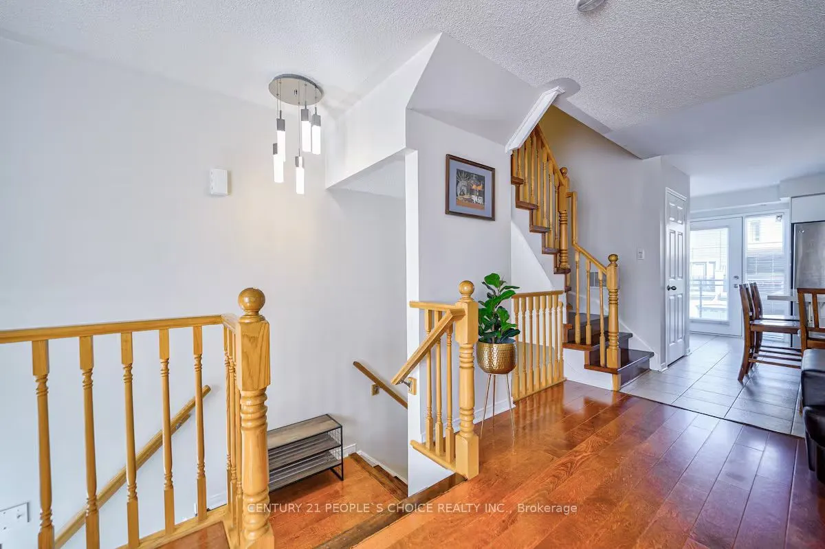 3050 Erin Centre Boulevard, #101