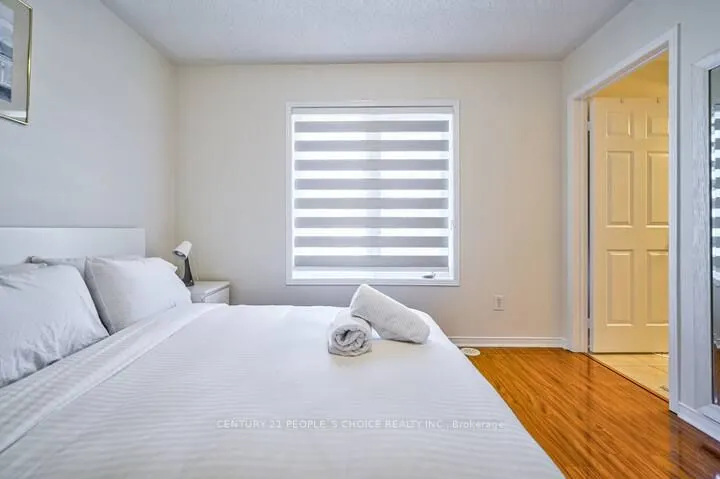 3050 Erin Centre Boulevard, #101