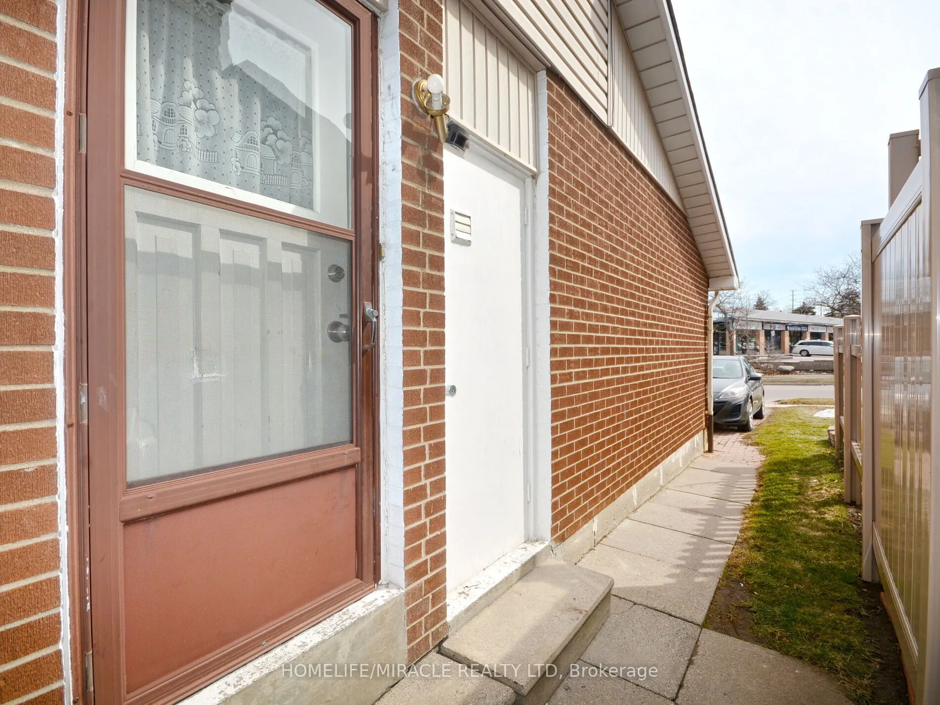 2335 Council Ring Road, #Main