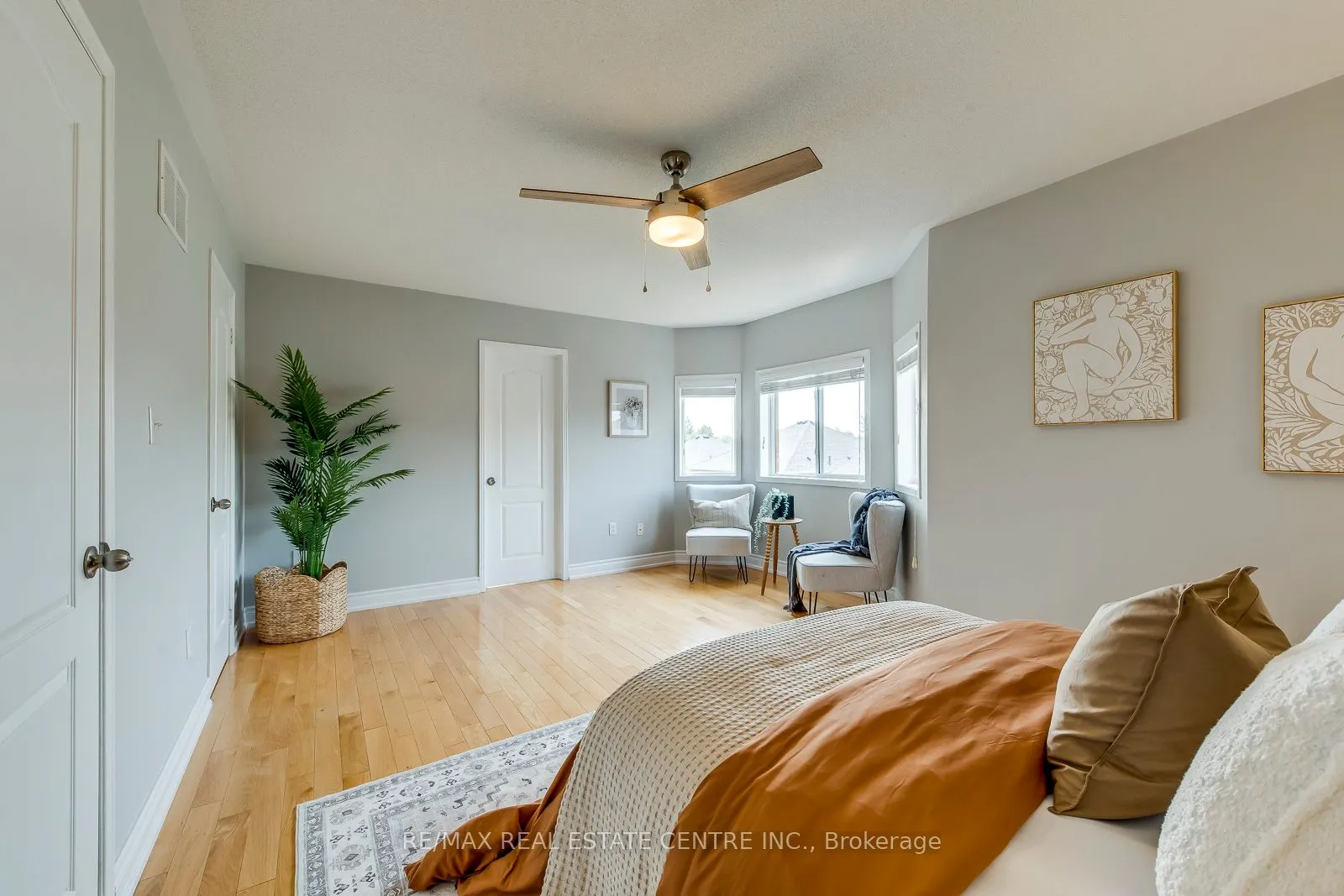 5360 Cachet Crescent