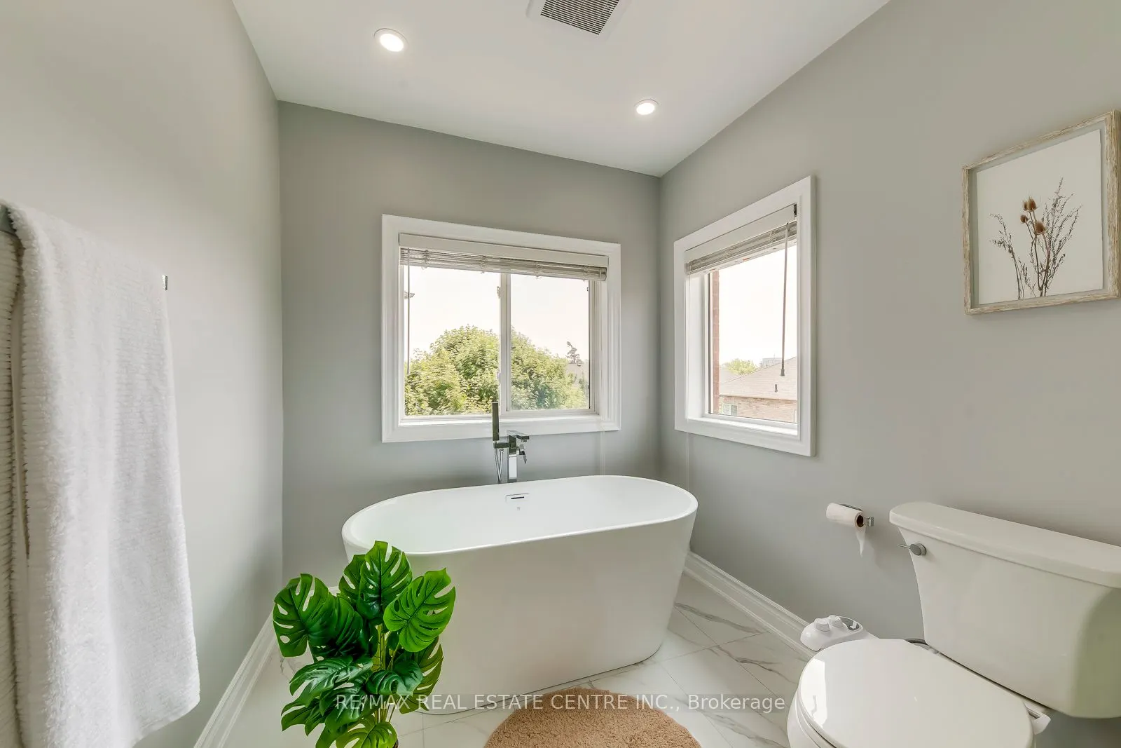 5360 Cachet Crescent