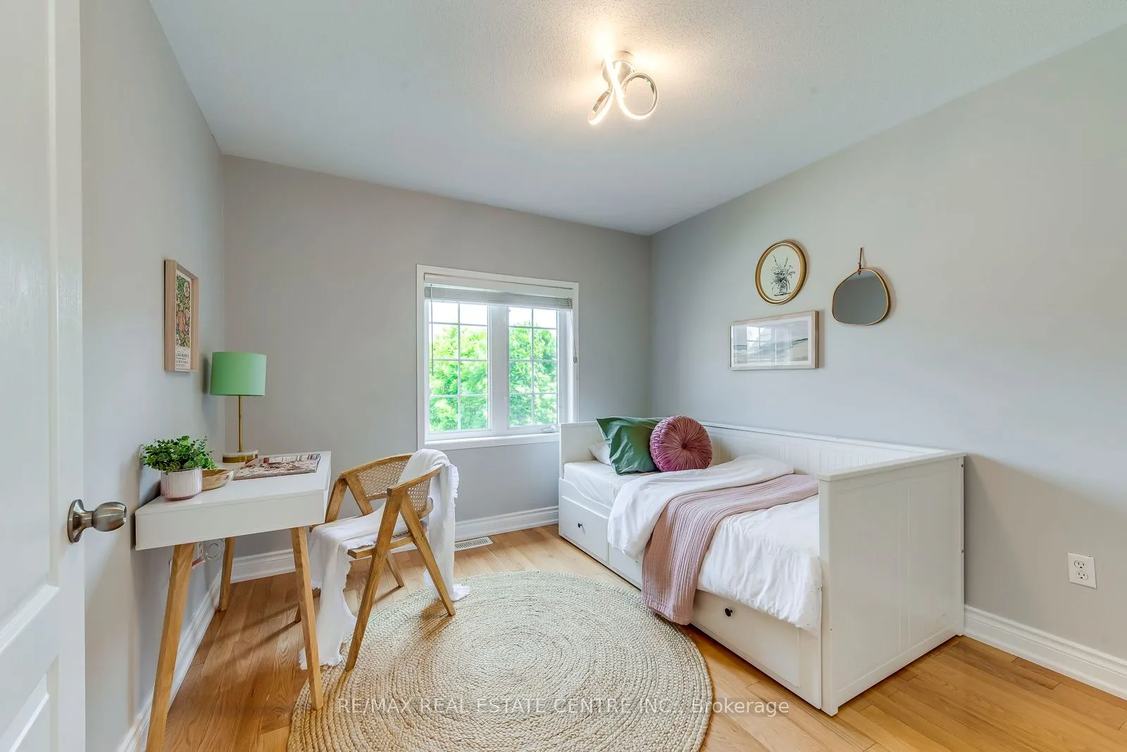 5360 Cachet Crescent