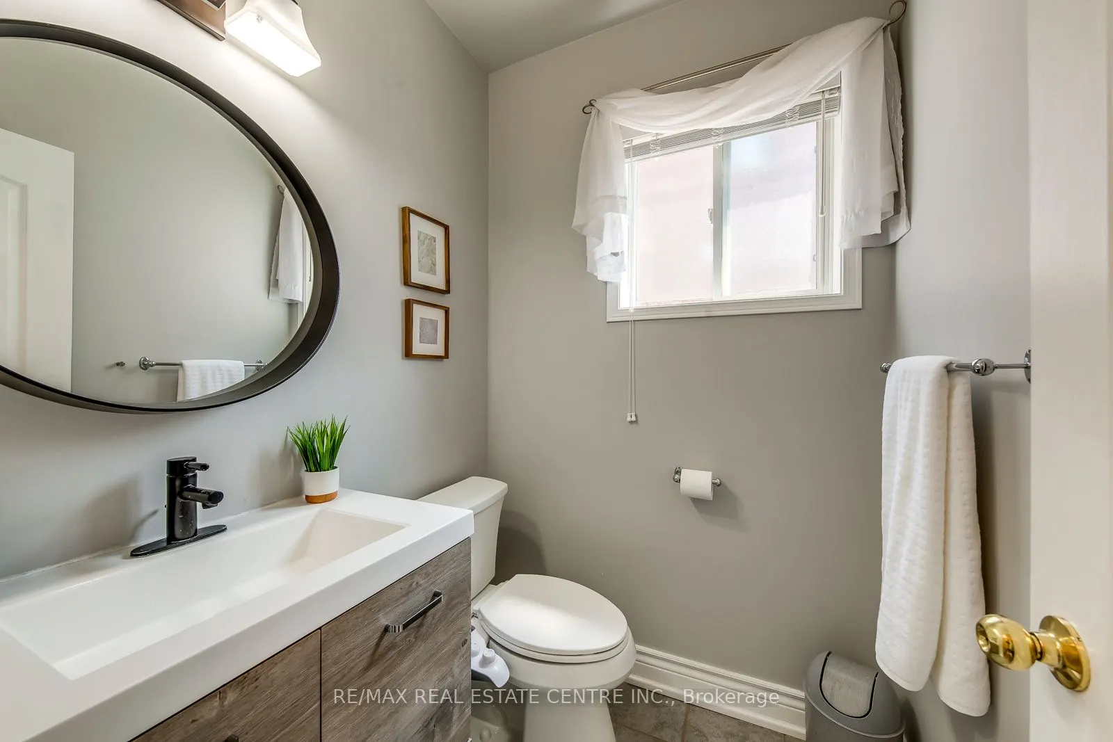 5360 Cachet Crescent