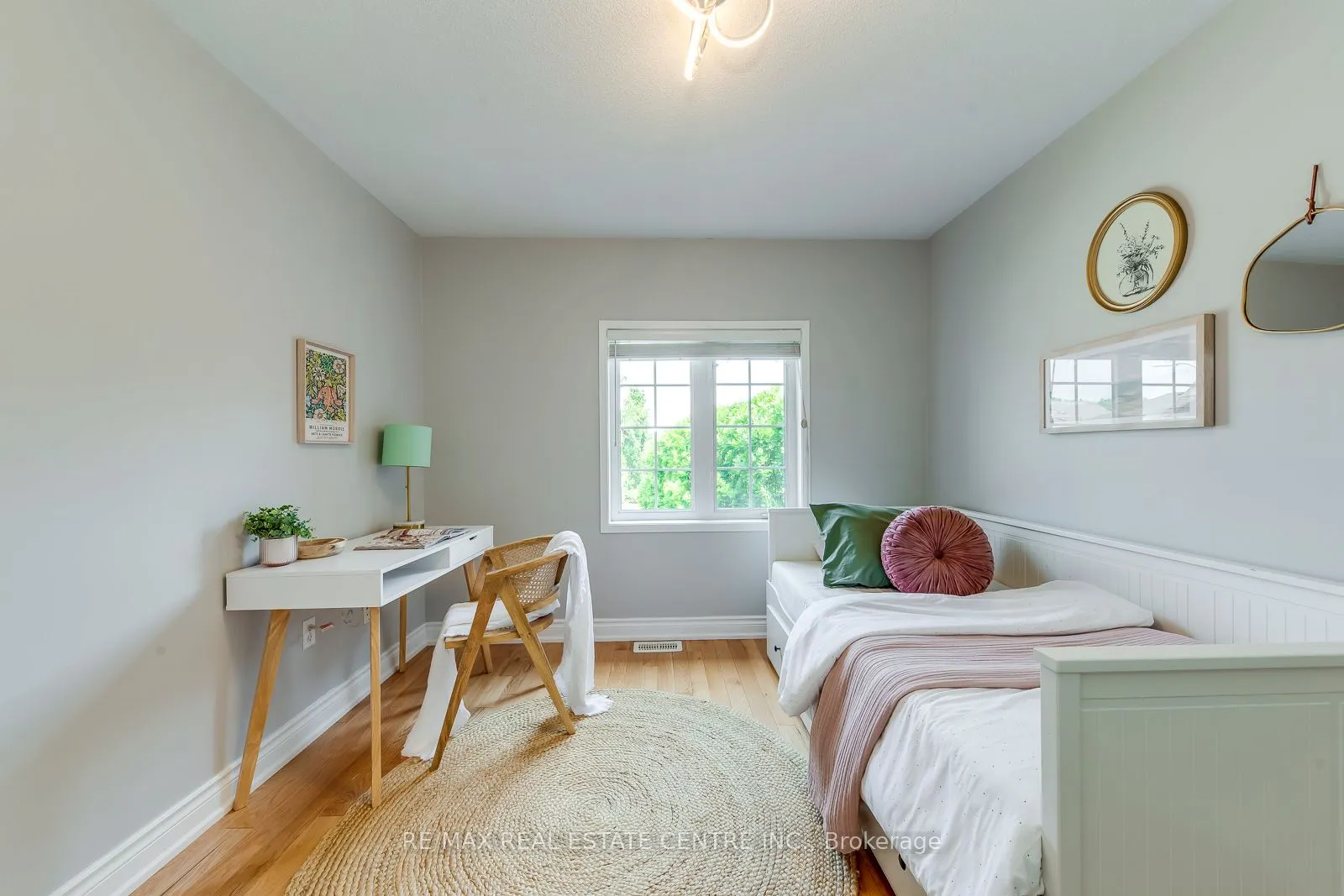 5360 Cachet Crescent