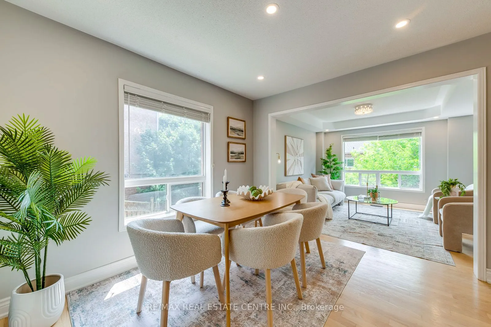 5360 Cachet Crescent