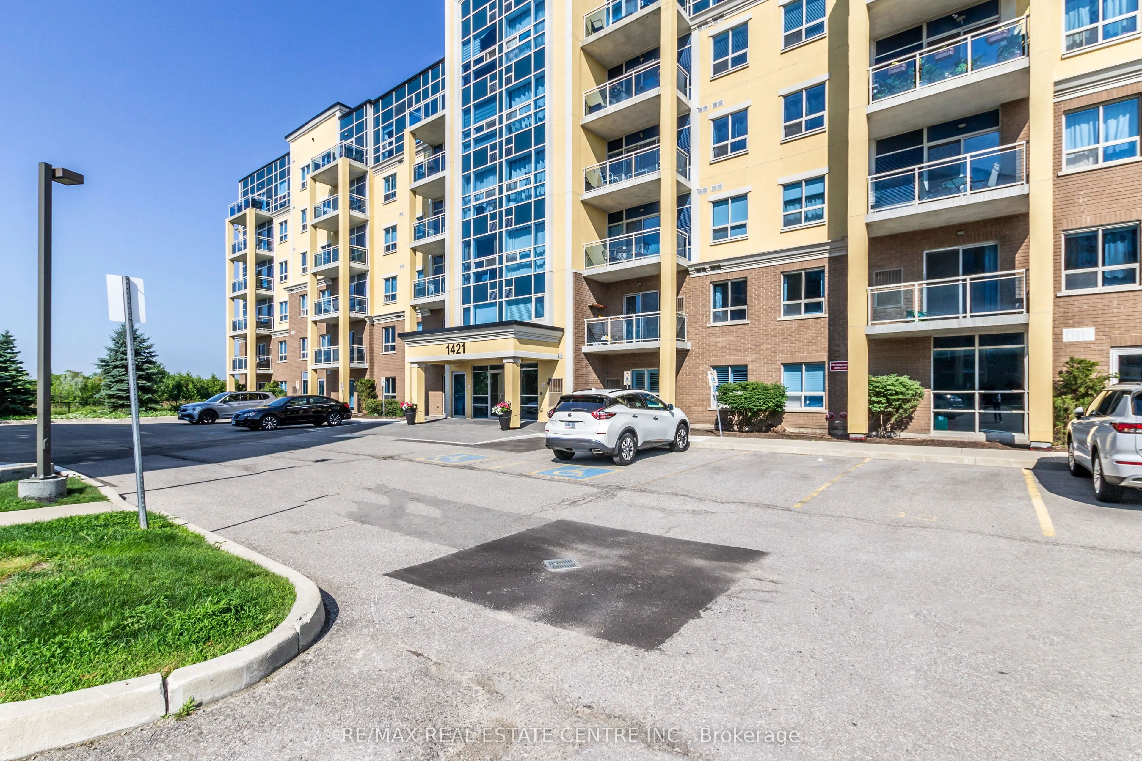 1421 Costigan Road, #404