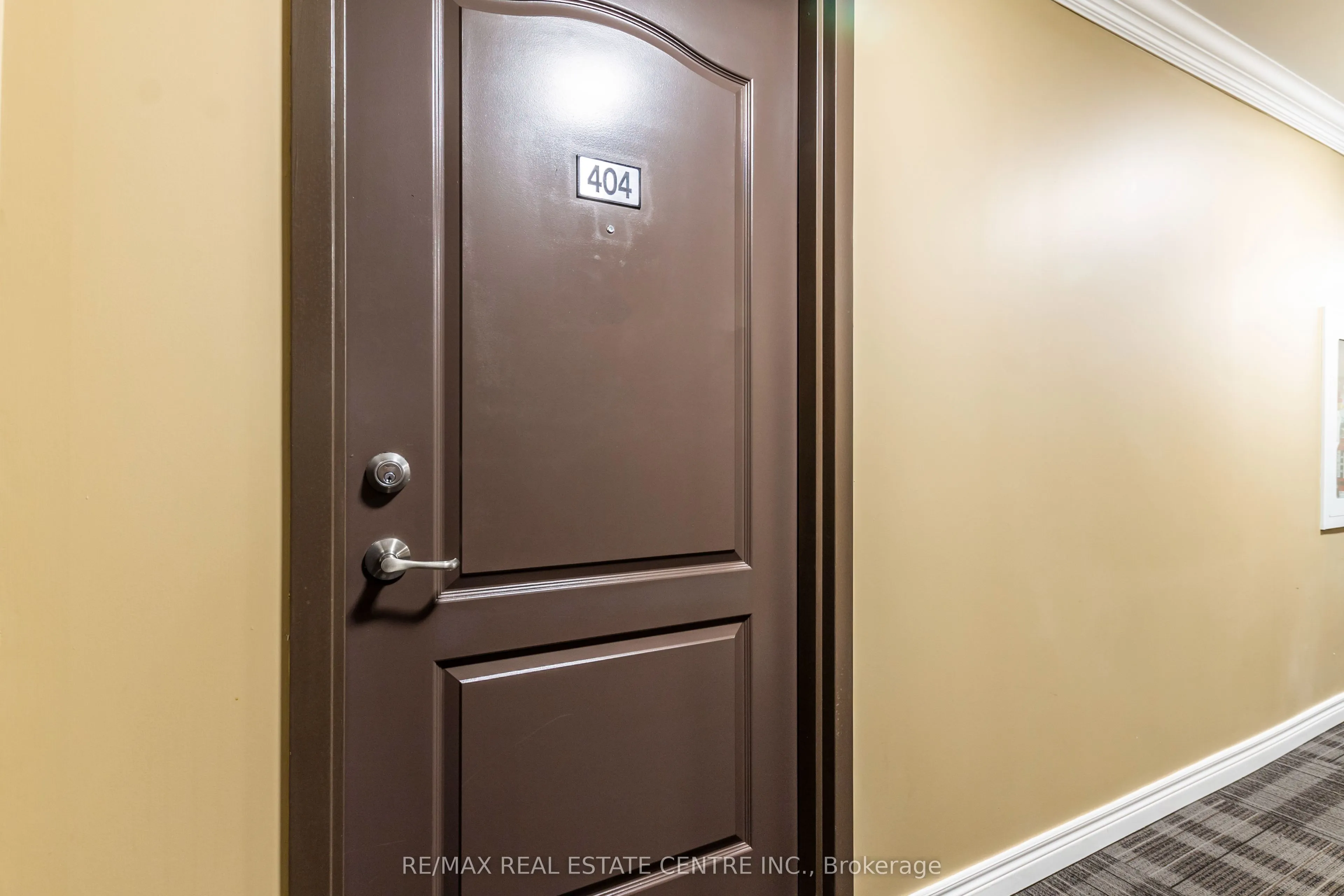 1421 Costigan Road, #404