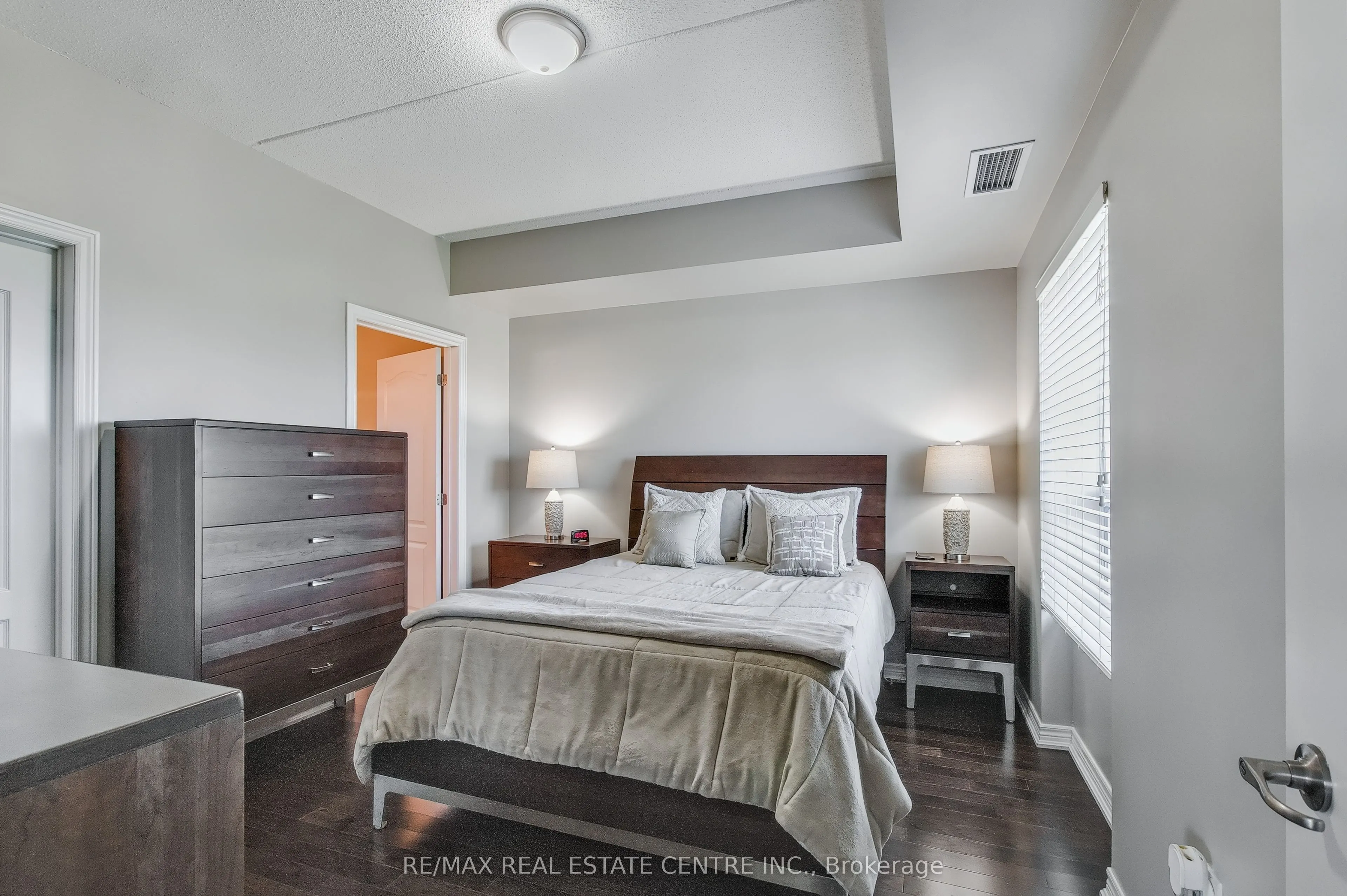 1421 Costigan Road, #404