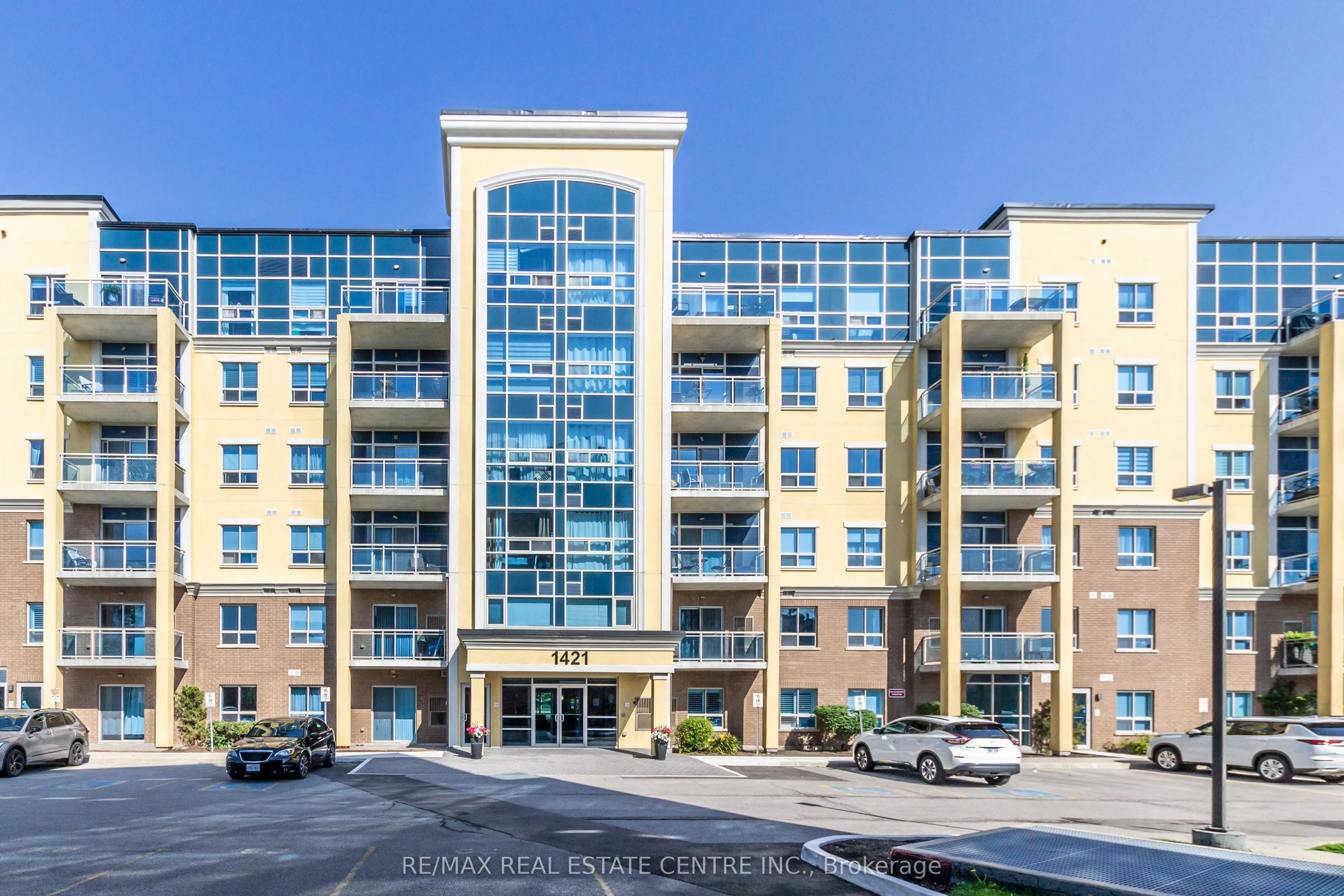 1421 Costigan Road, #404