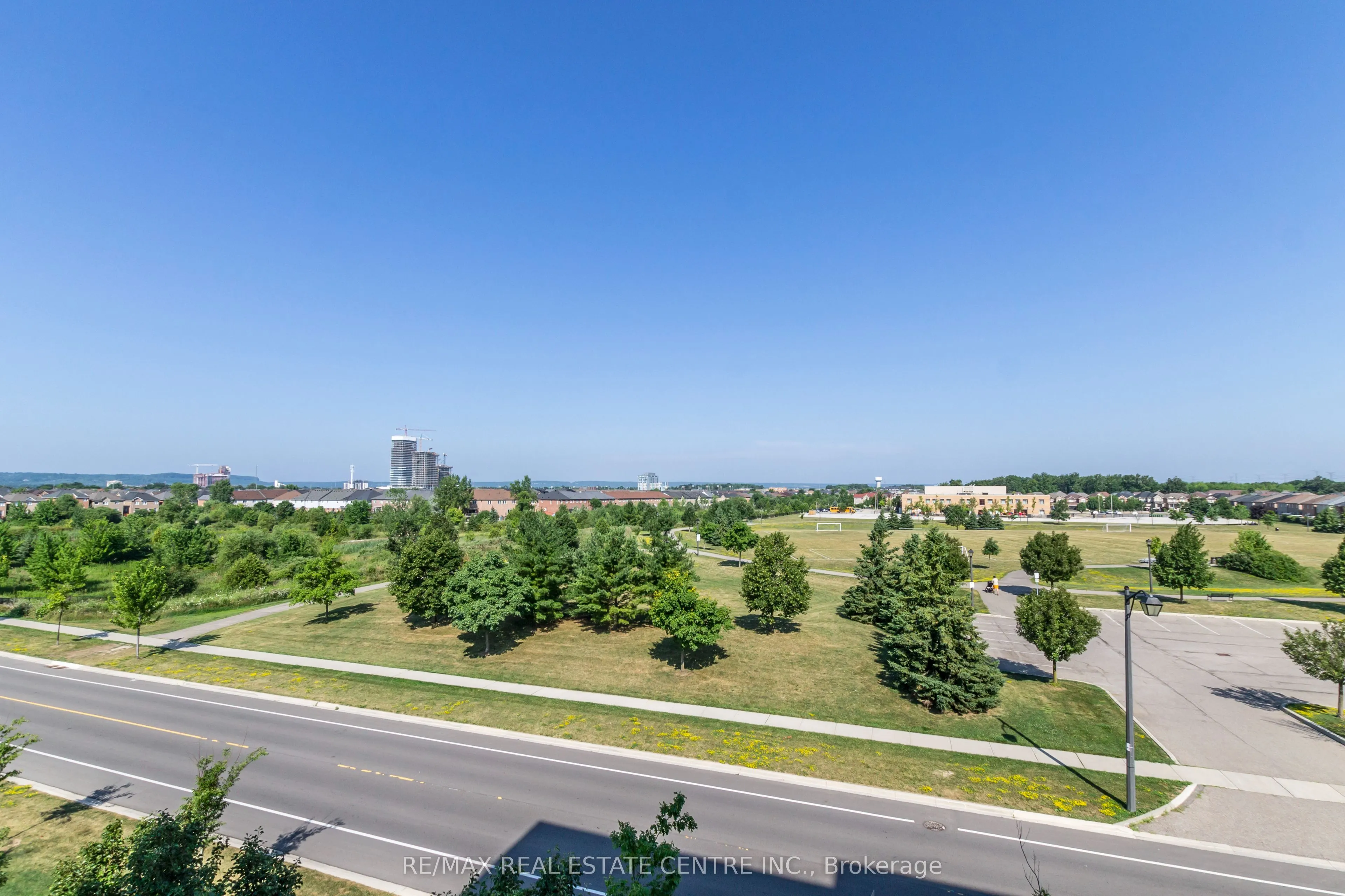 1421 Costigan Road, #404