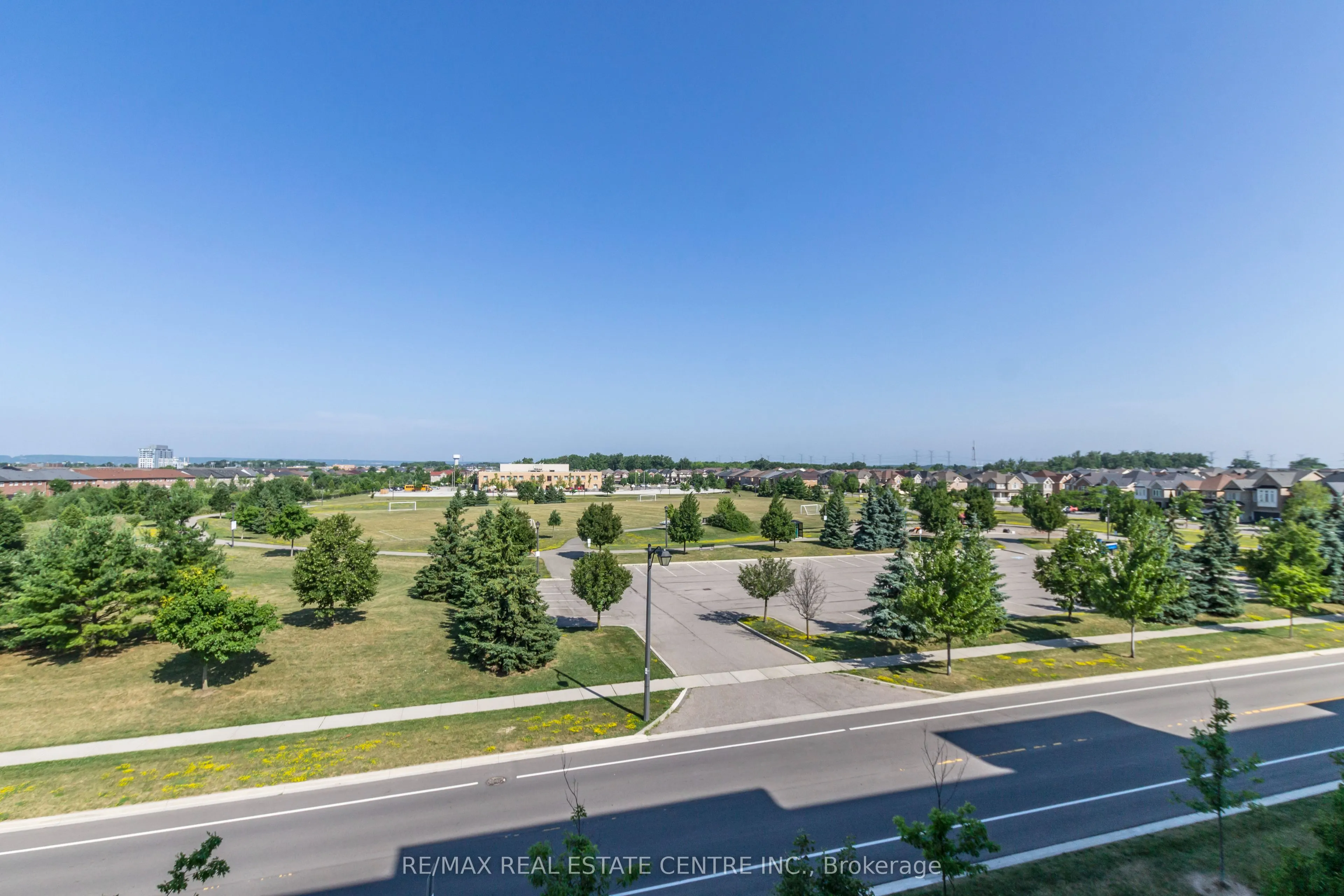 1421 Costigan Road, #404