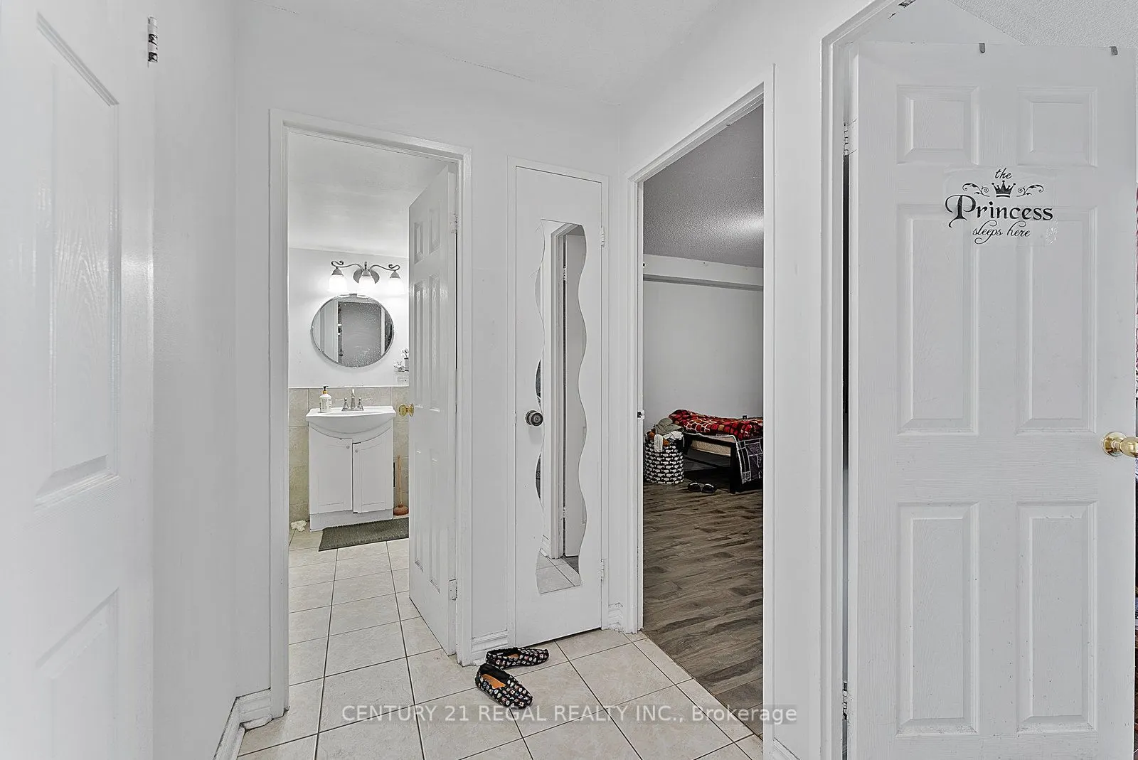 18 Knightsbridge Road, #1009