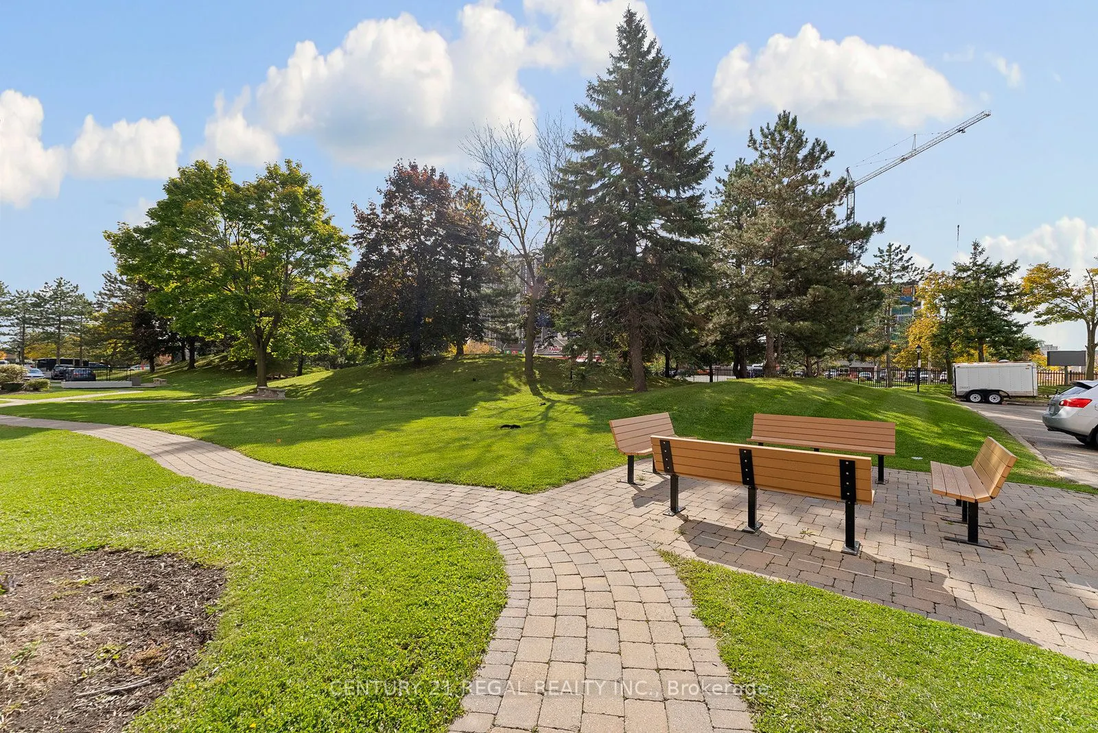 18 Knightsbridge Road, #1009