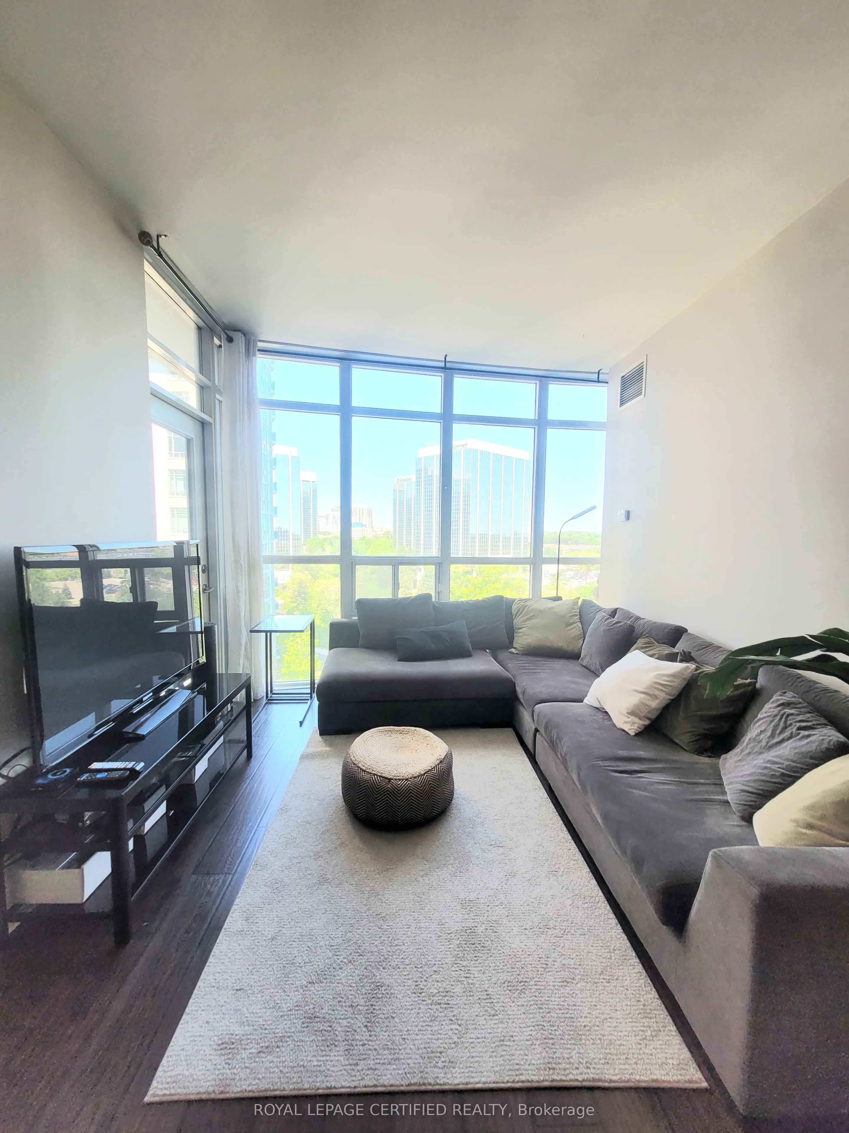 90 Absolute Avenue, #909