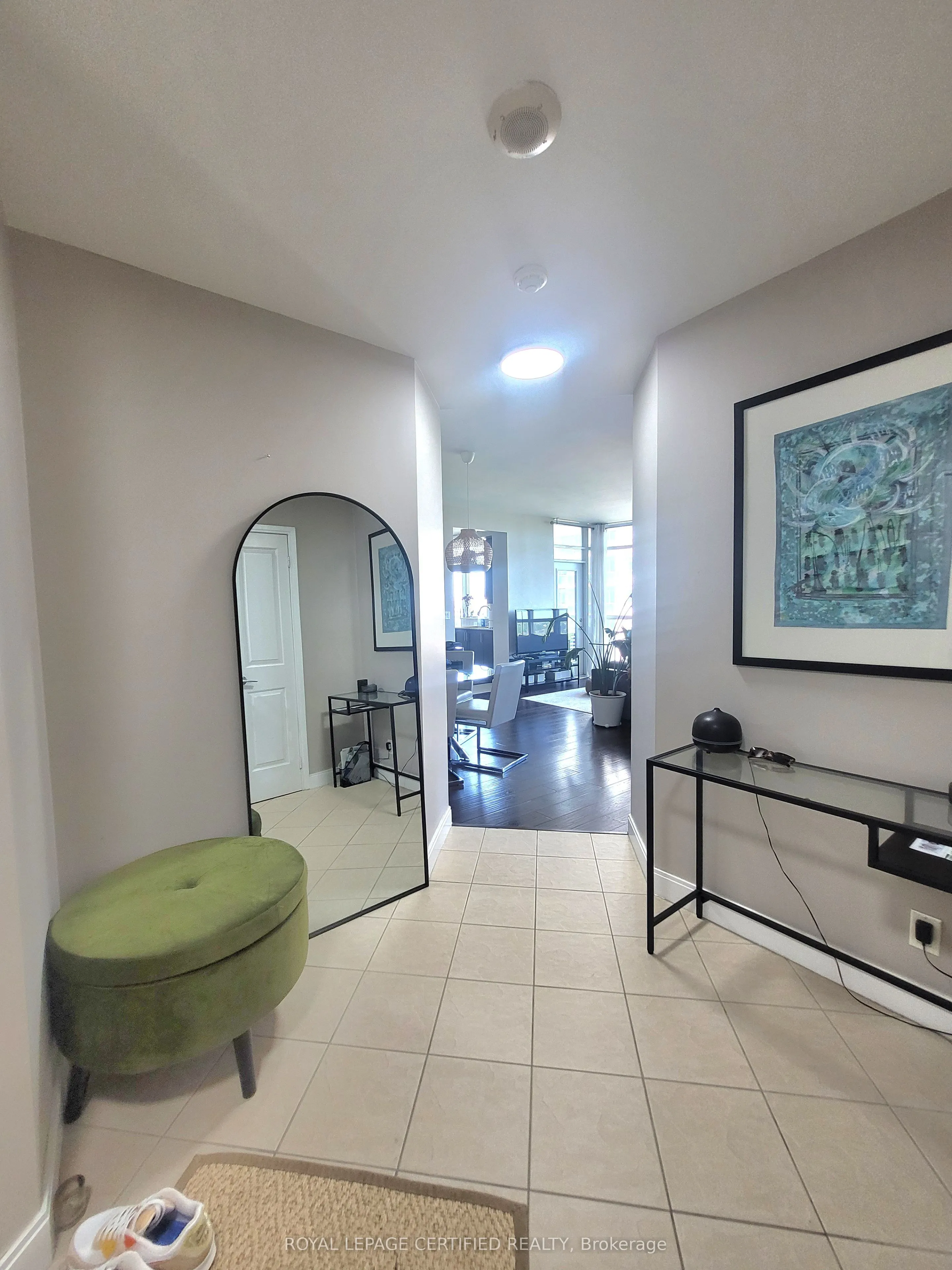 90 Absolute Avenue, #909