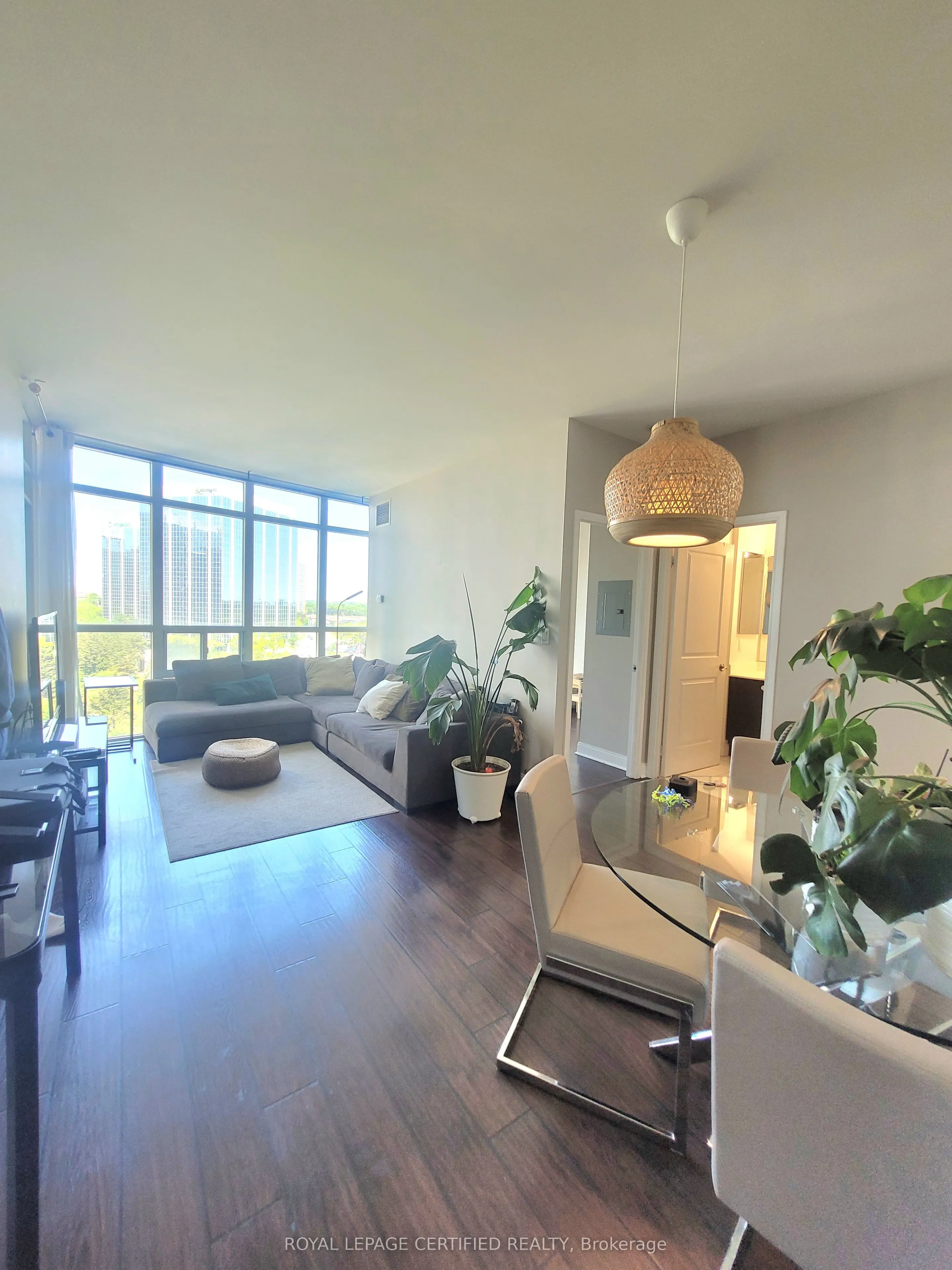 90 Absolute Avenue, #909