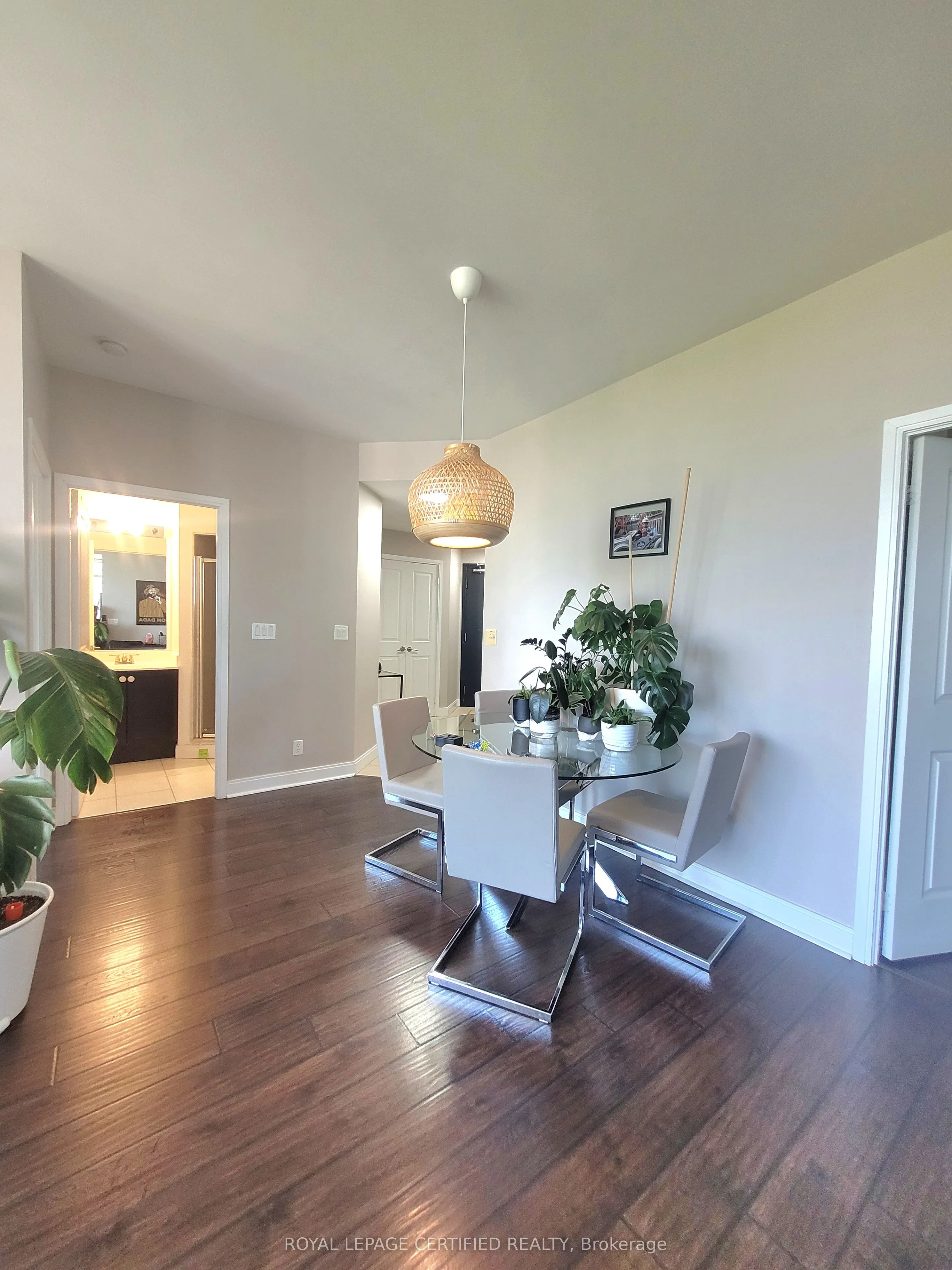 90 Absolute Avenue, #909