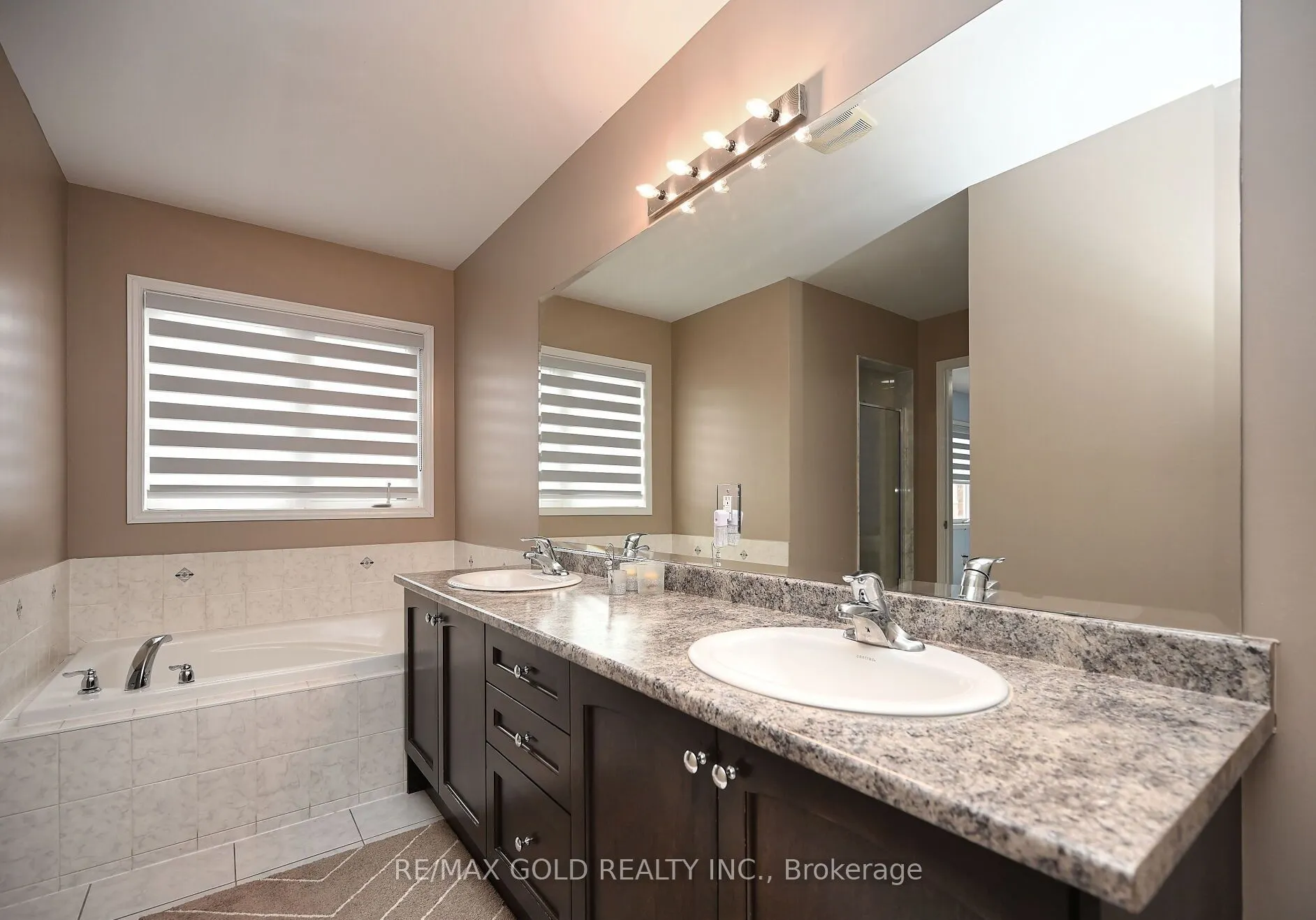 96 Ledger Point Crescent