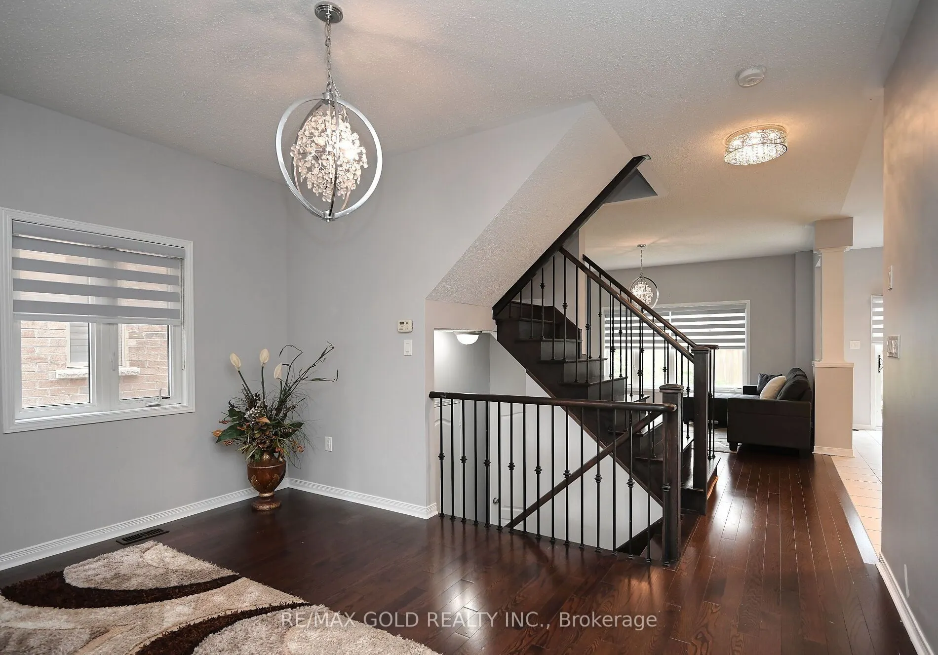 96 Ledger Point Crescent